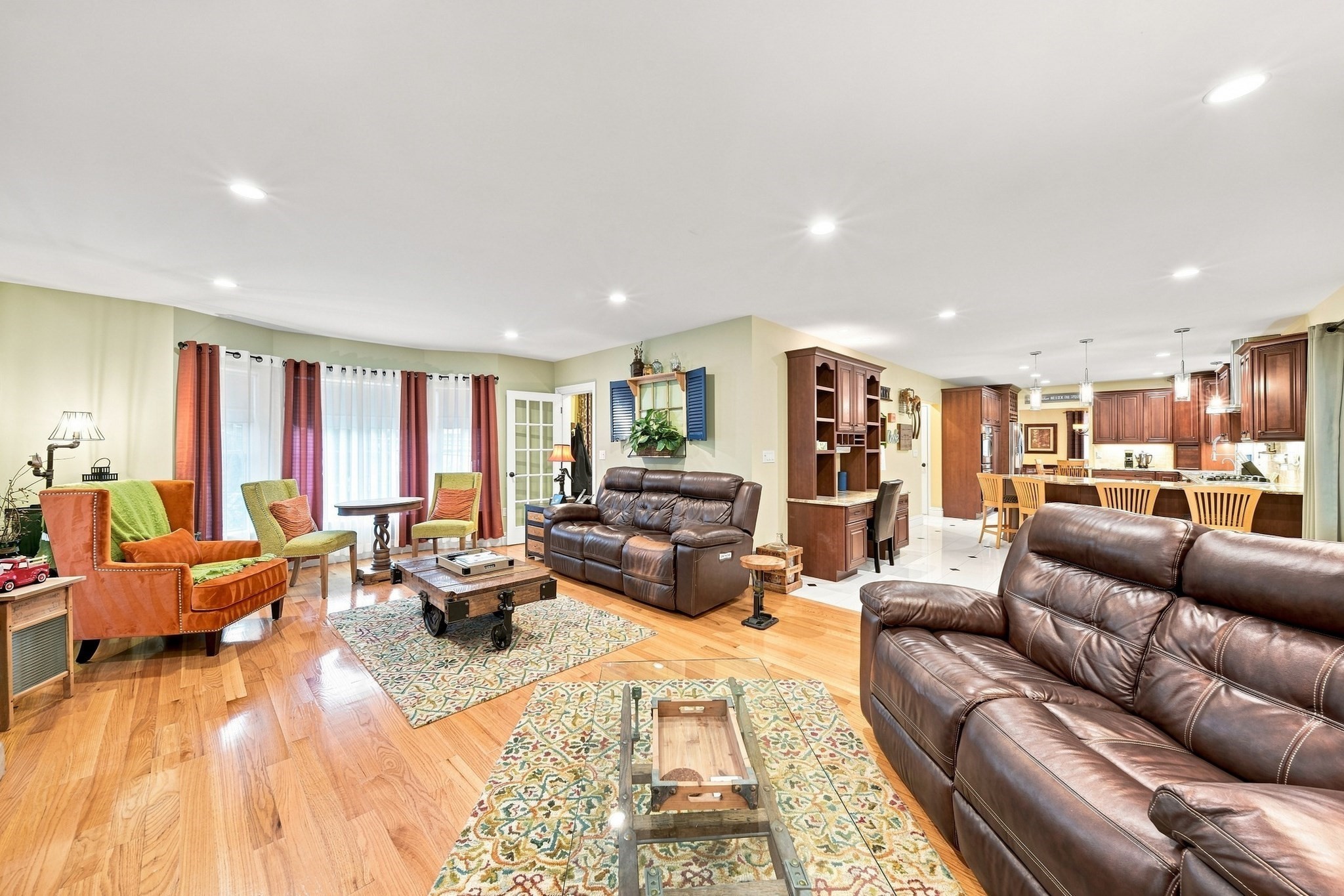 main property photo 17