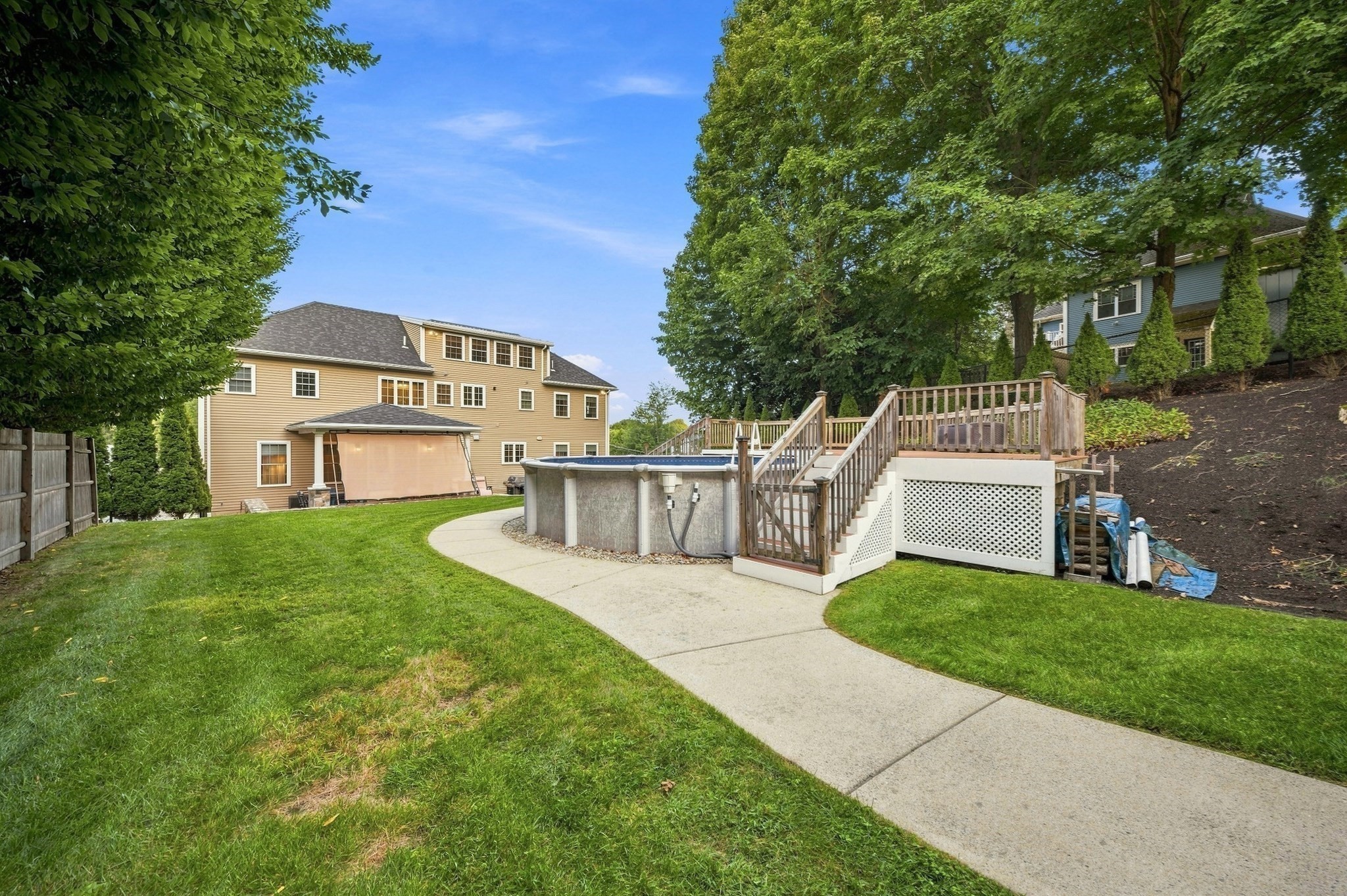 main property photo 41