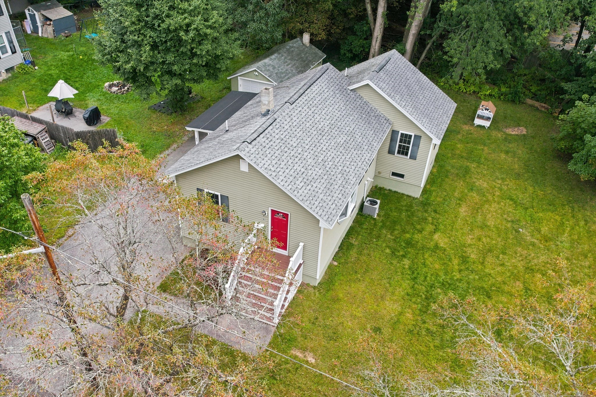 main property photo 30