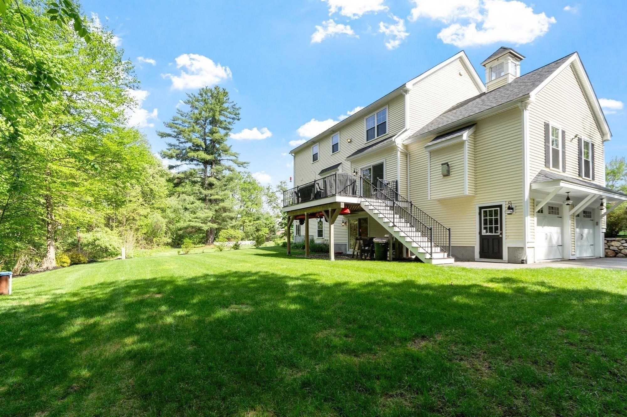 main property photo 5