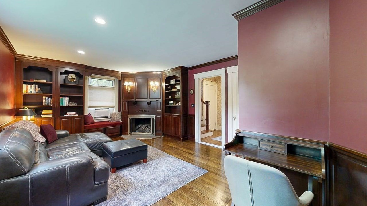 main property photo 20