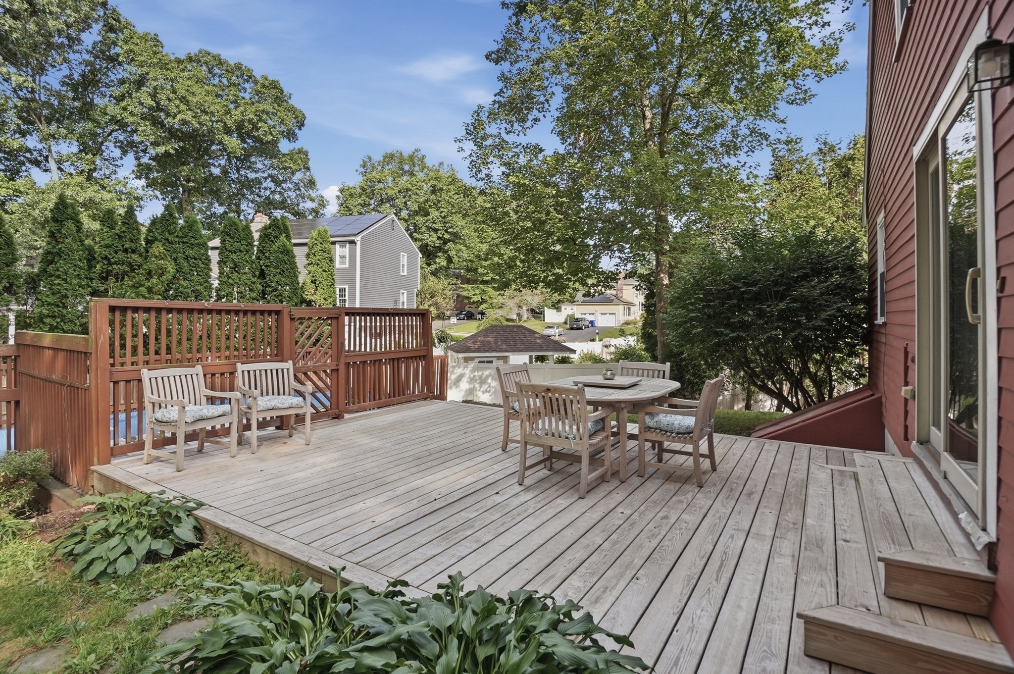 main property photo 33