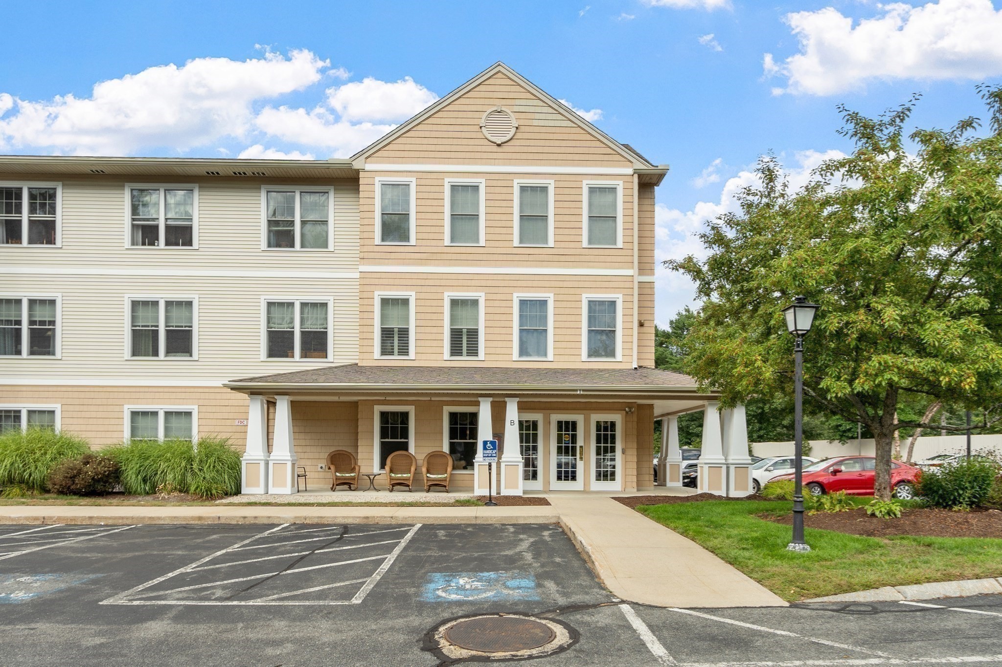 main property photo 32