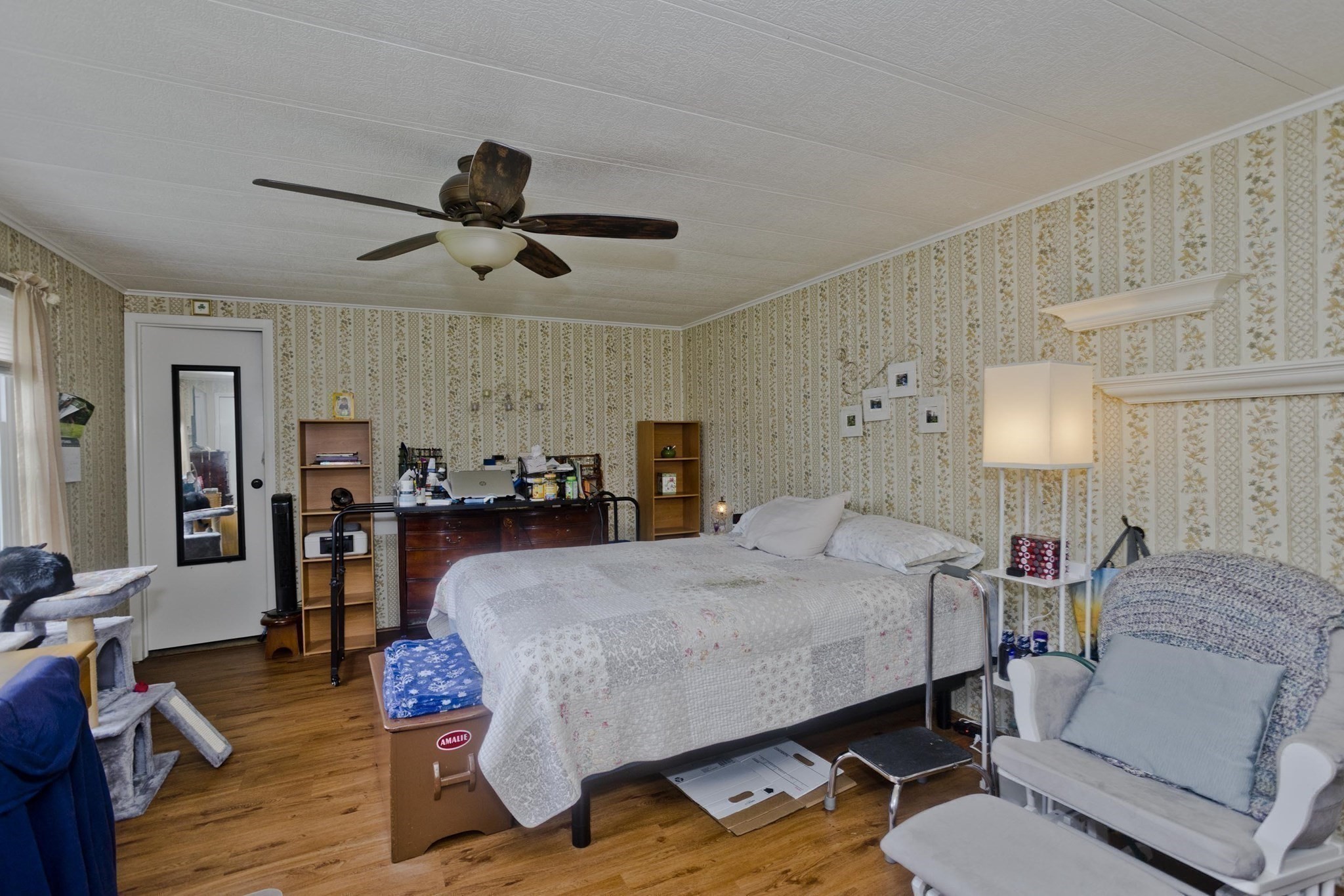 main property photo 15