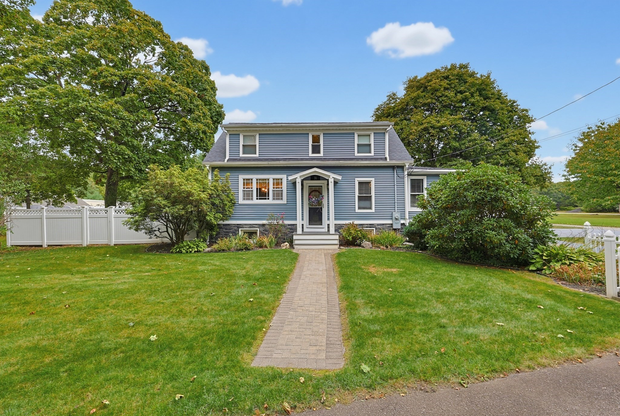 main property photo 38