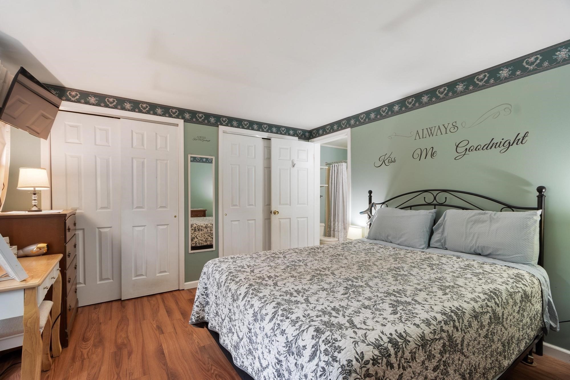 main property photo 18