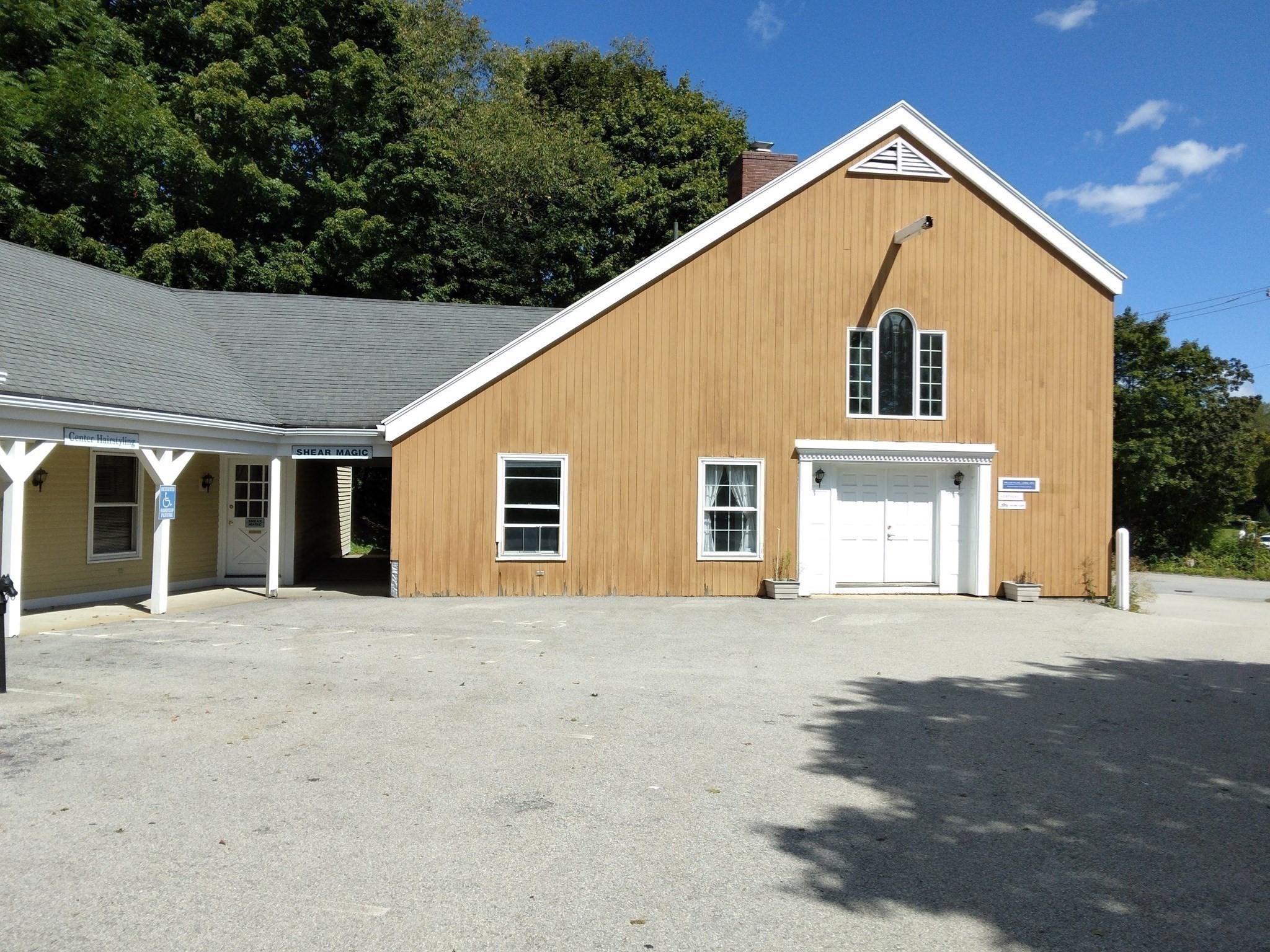 main property photo 6