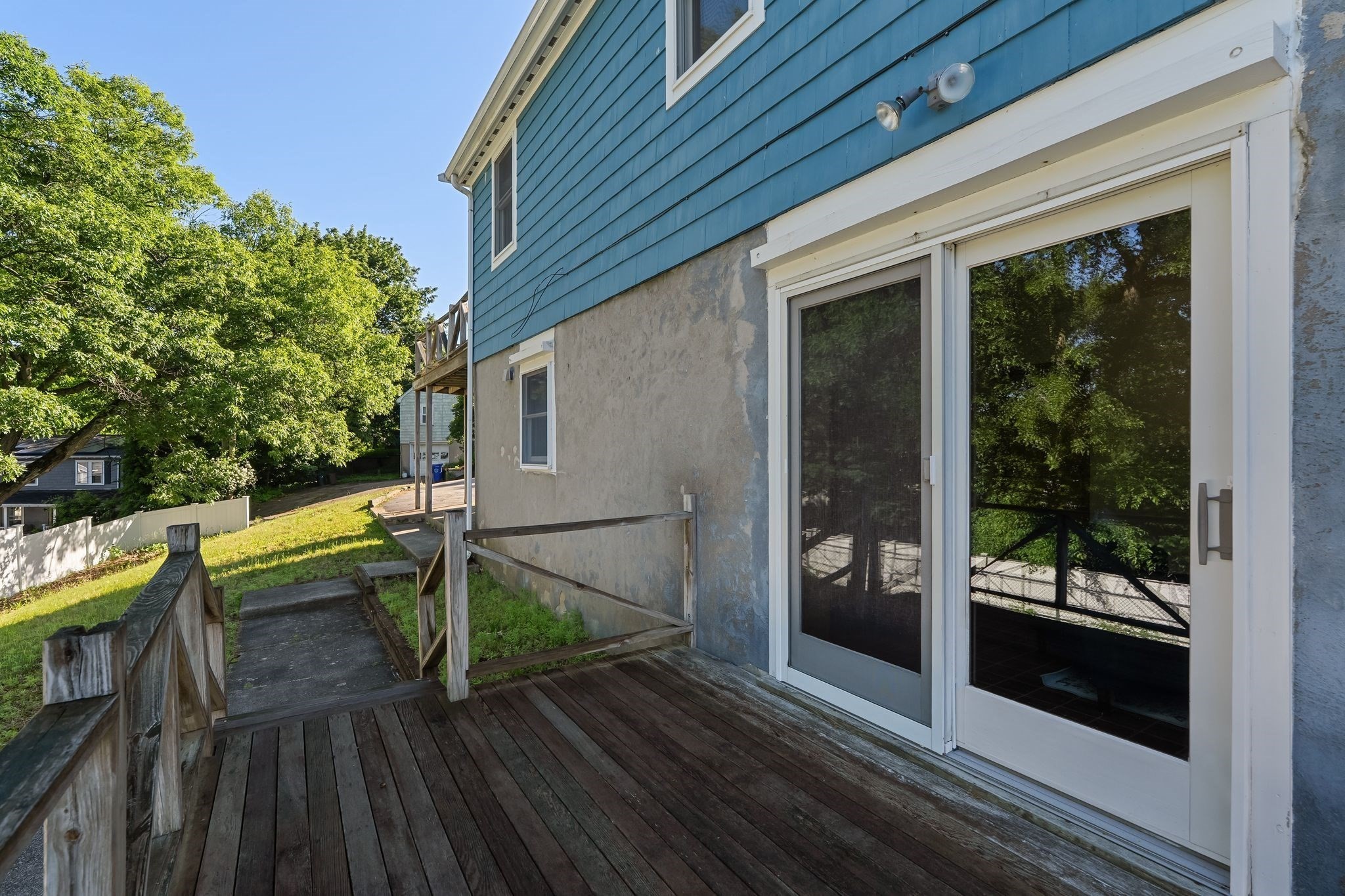 main property photo 31