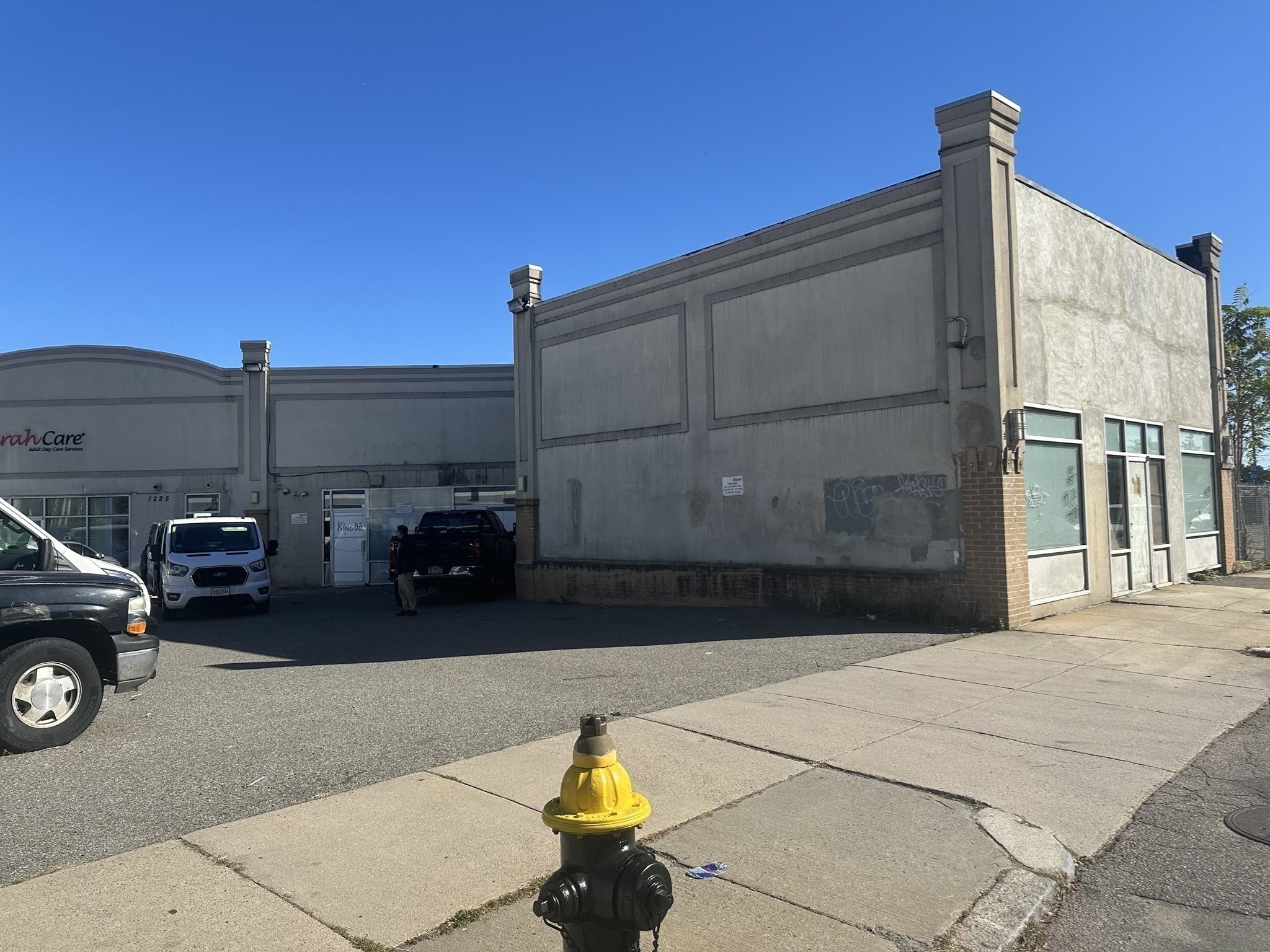 main property photo 16