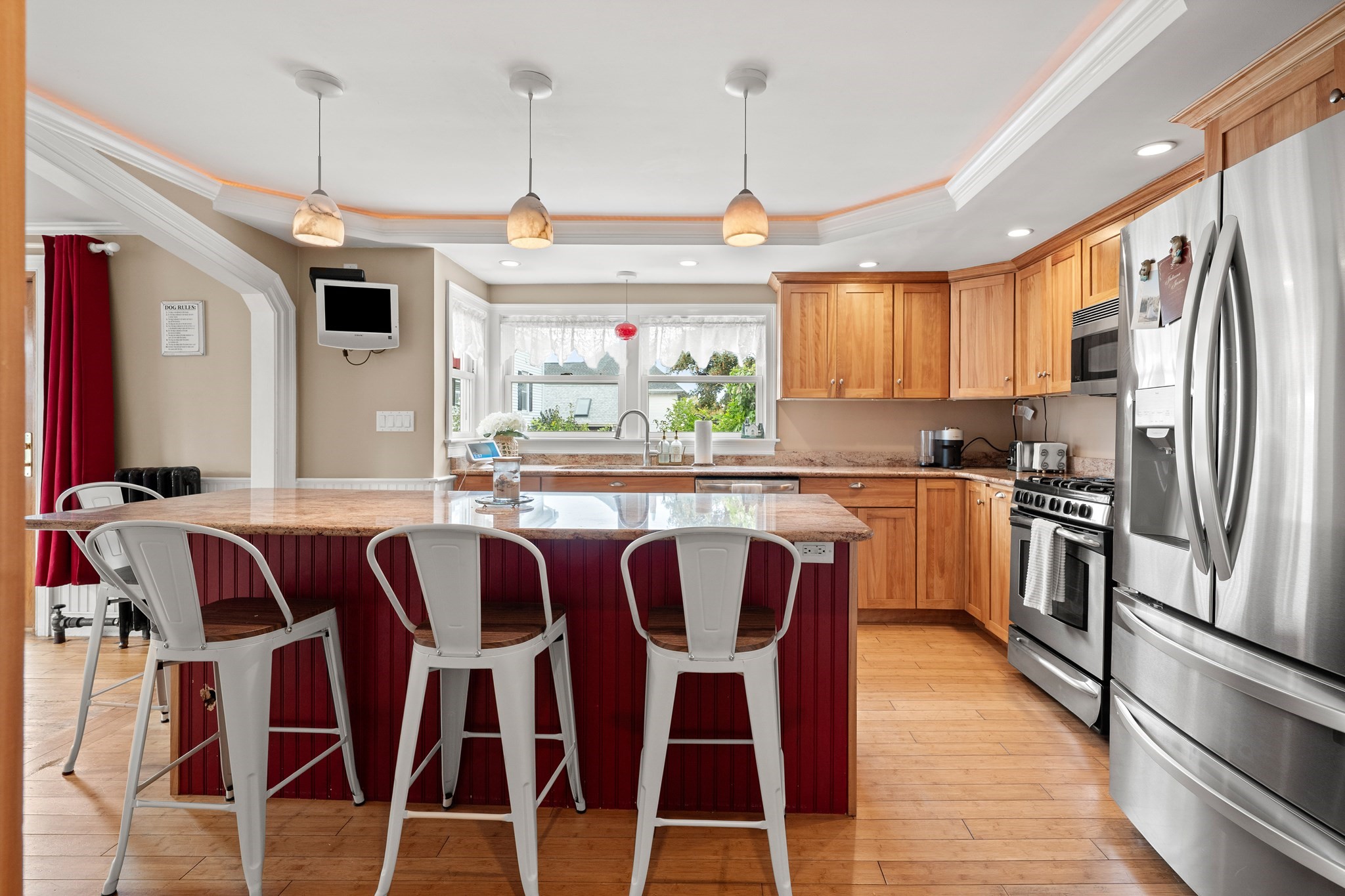 main property photo 3
