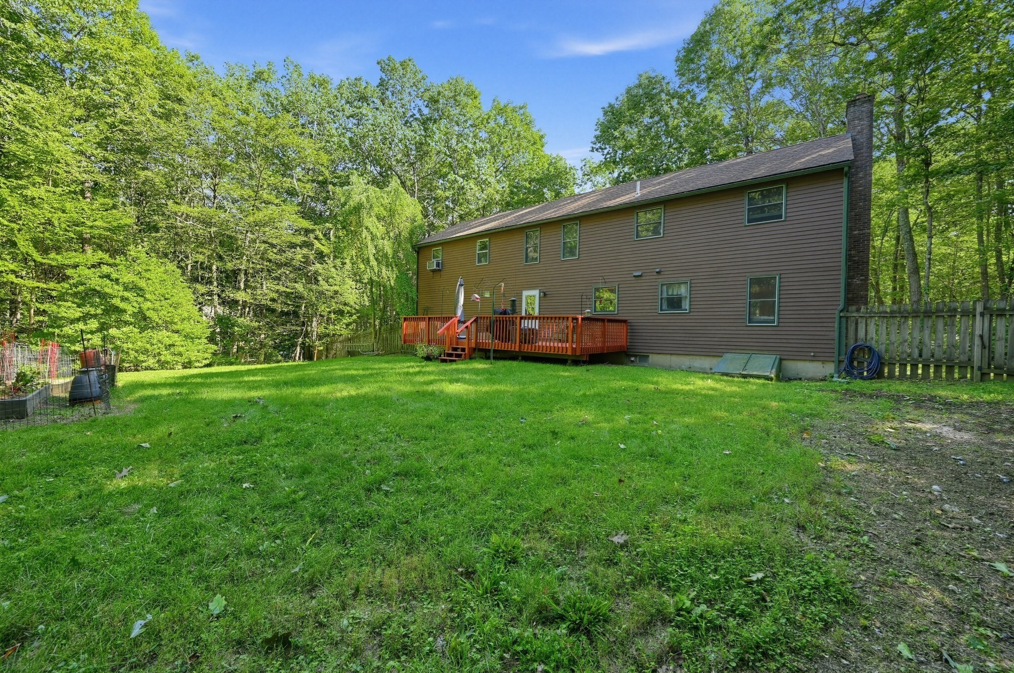 main property photo 34