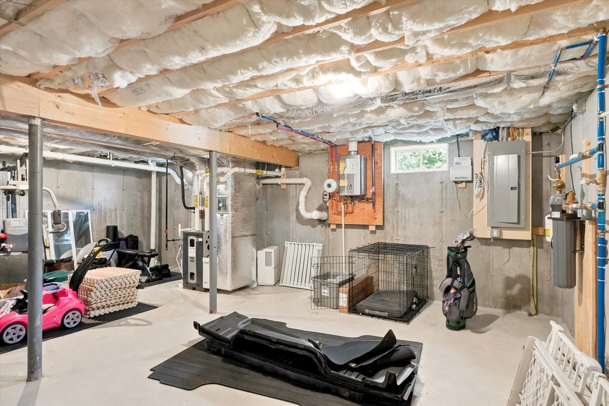 main property photo 25