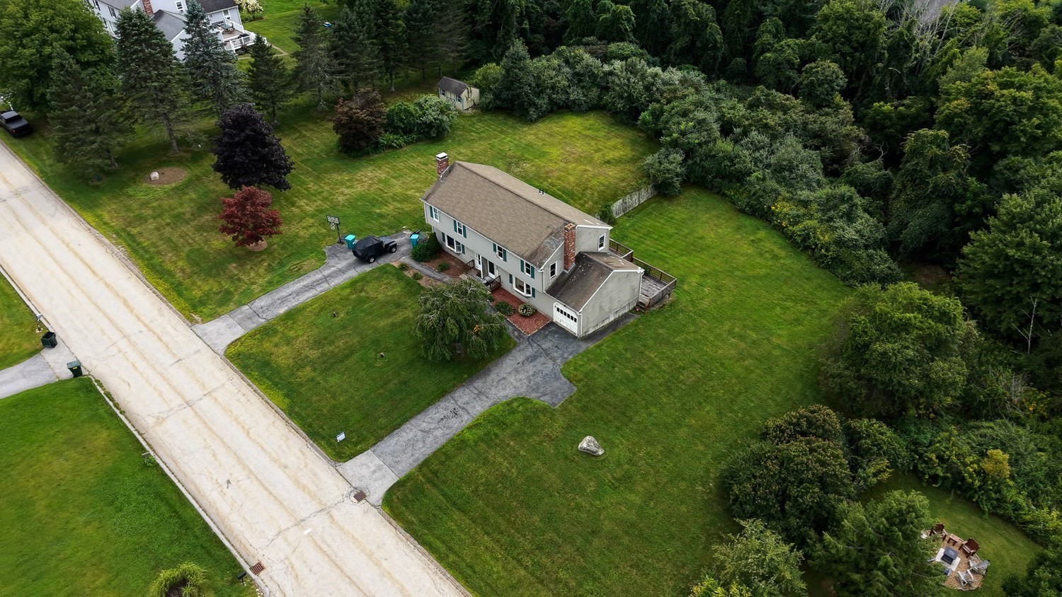main property photo 37