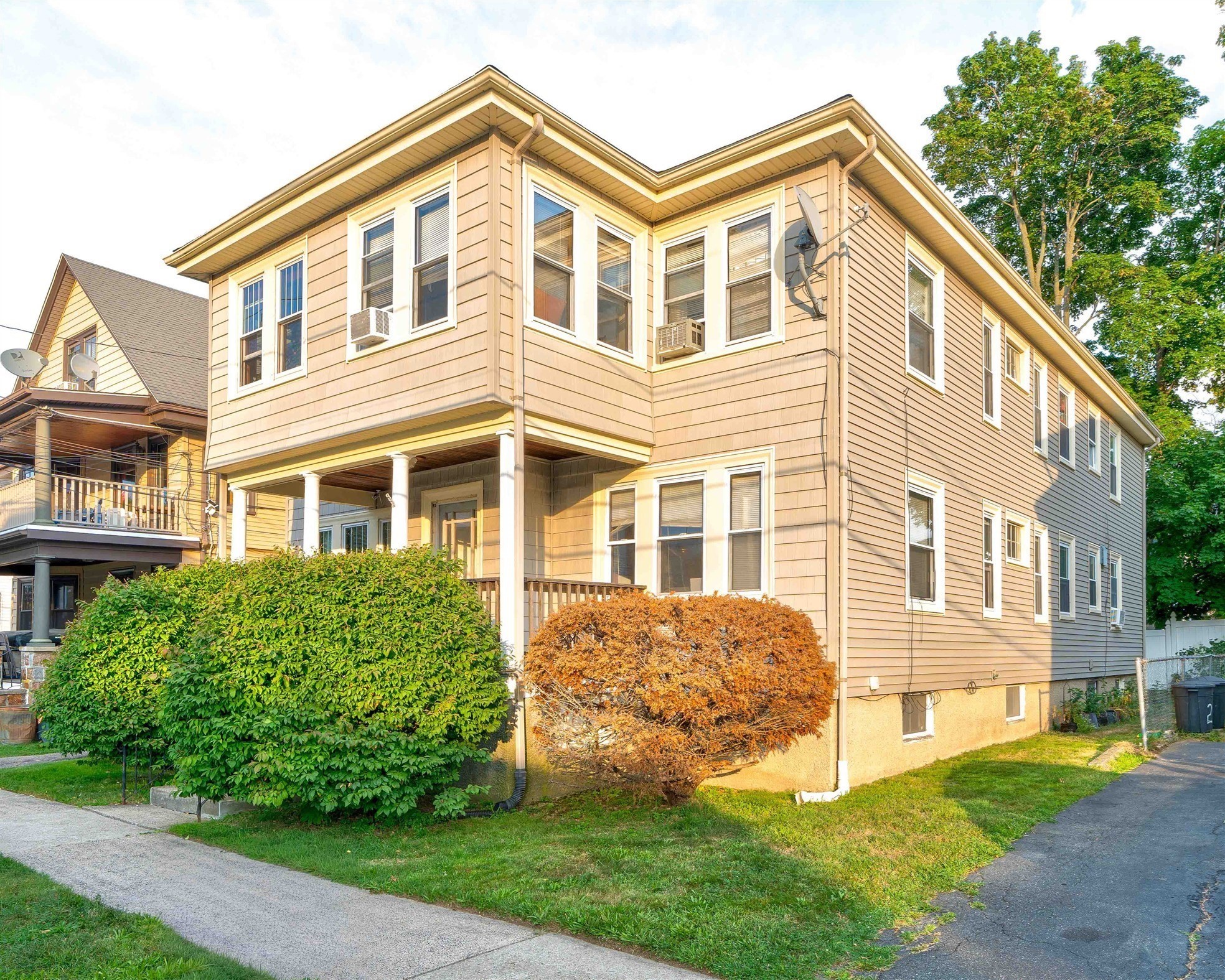 main property photo 29
