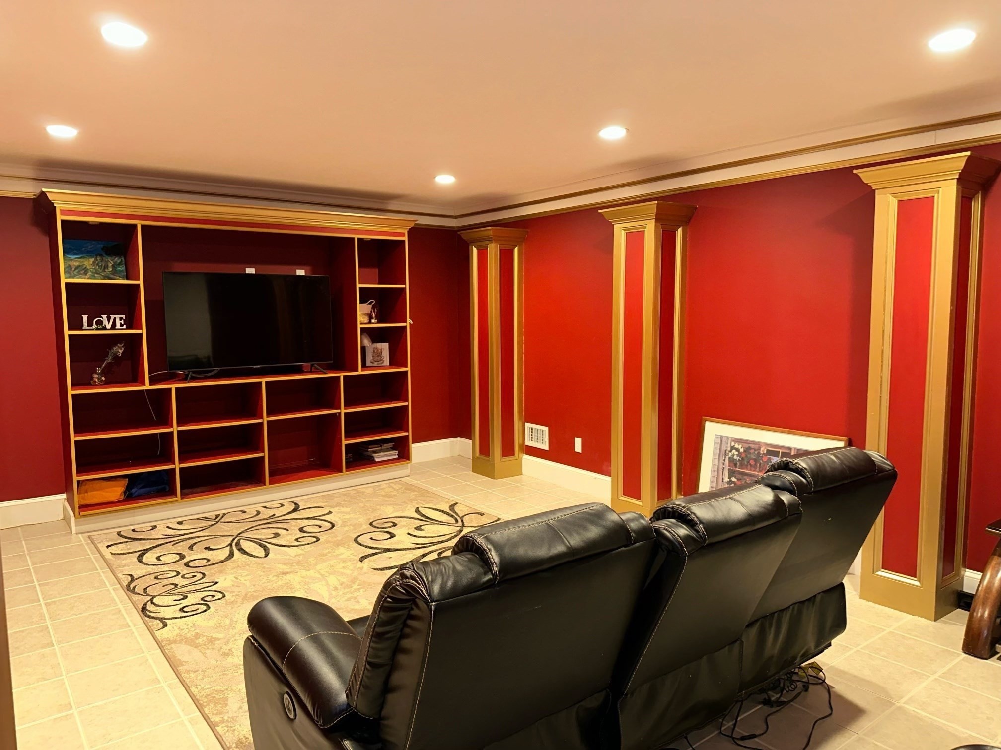 main property photo 33