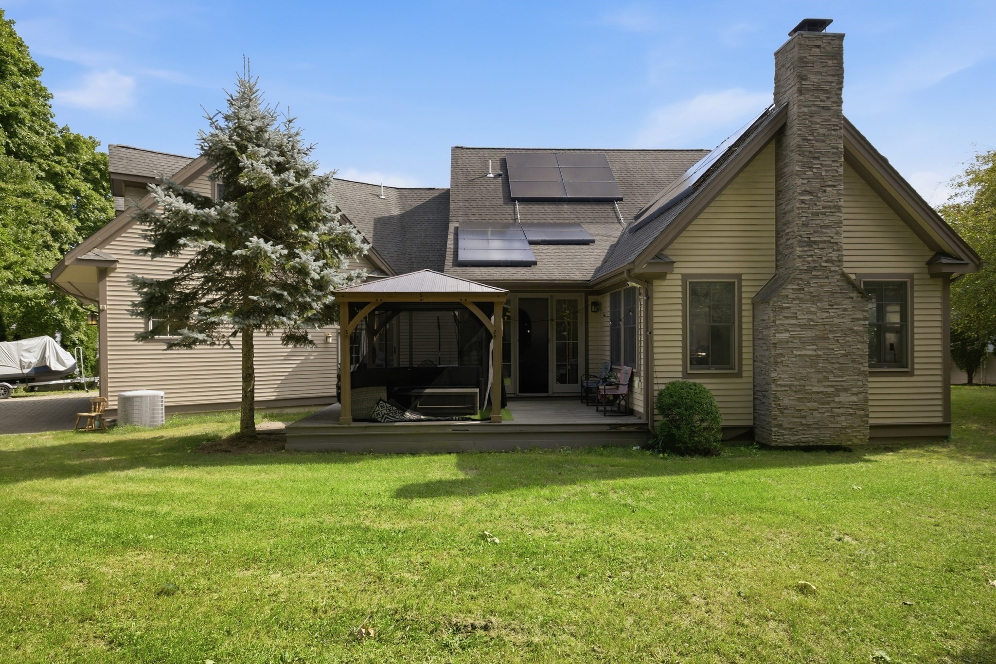 main property photo 38