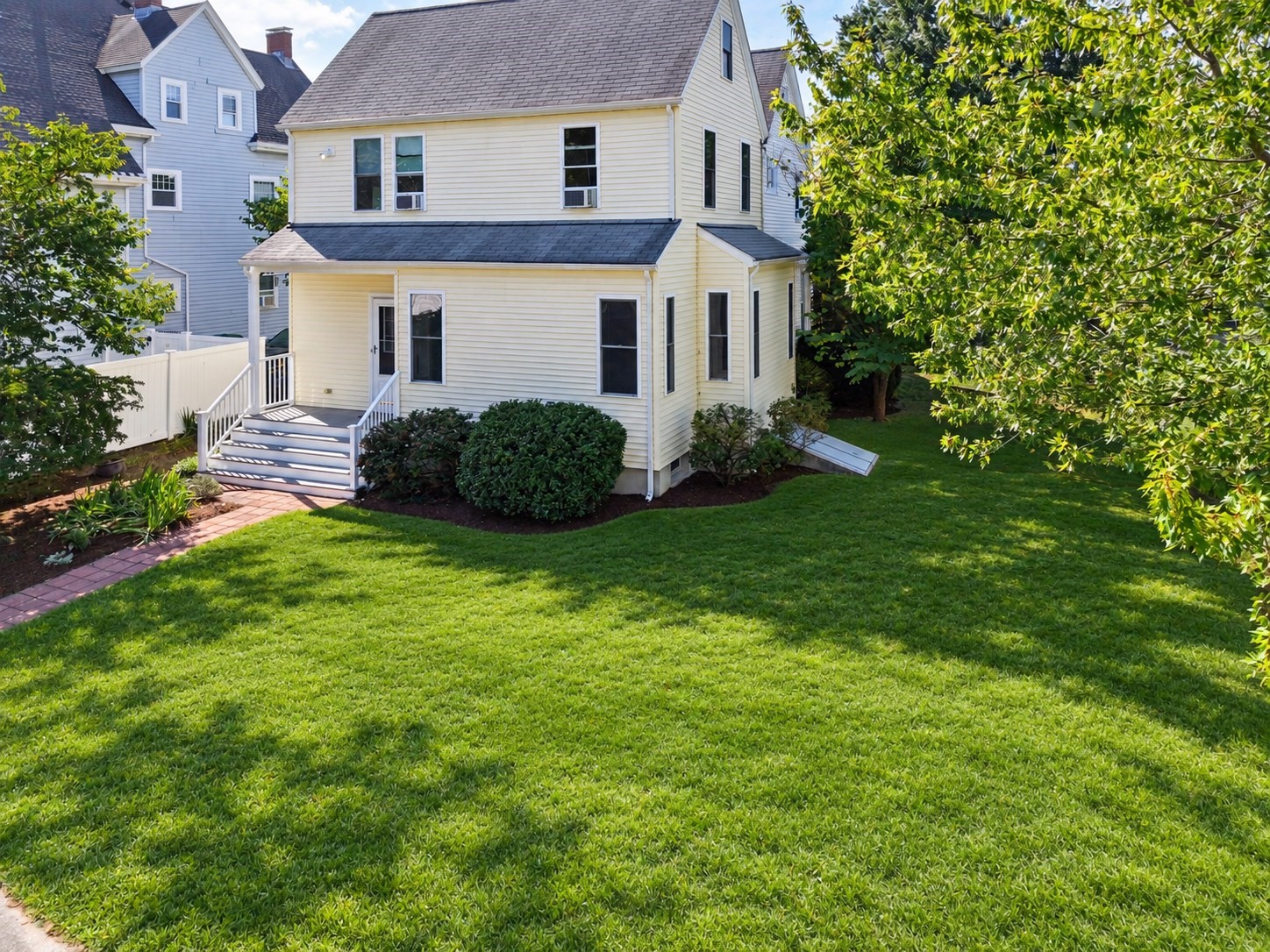 main property photo 40