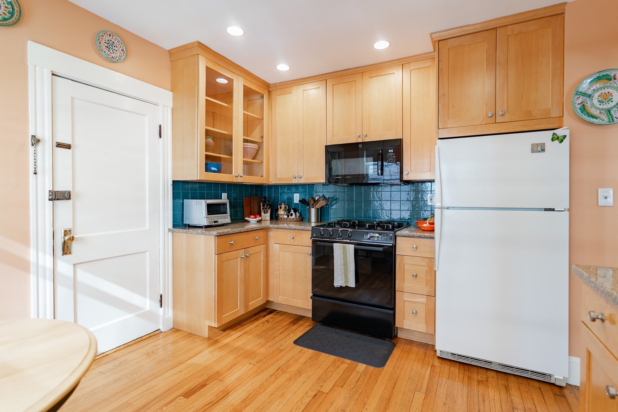 main property photo 7