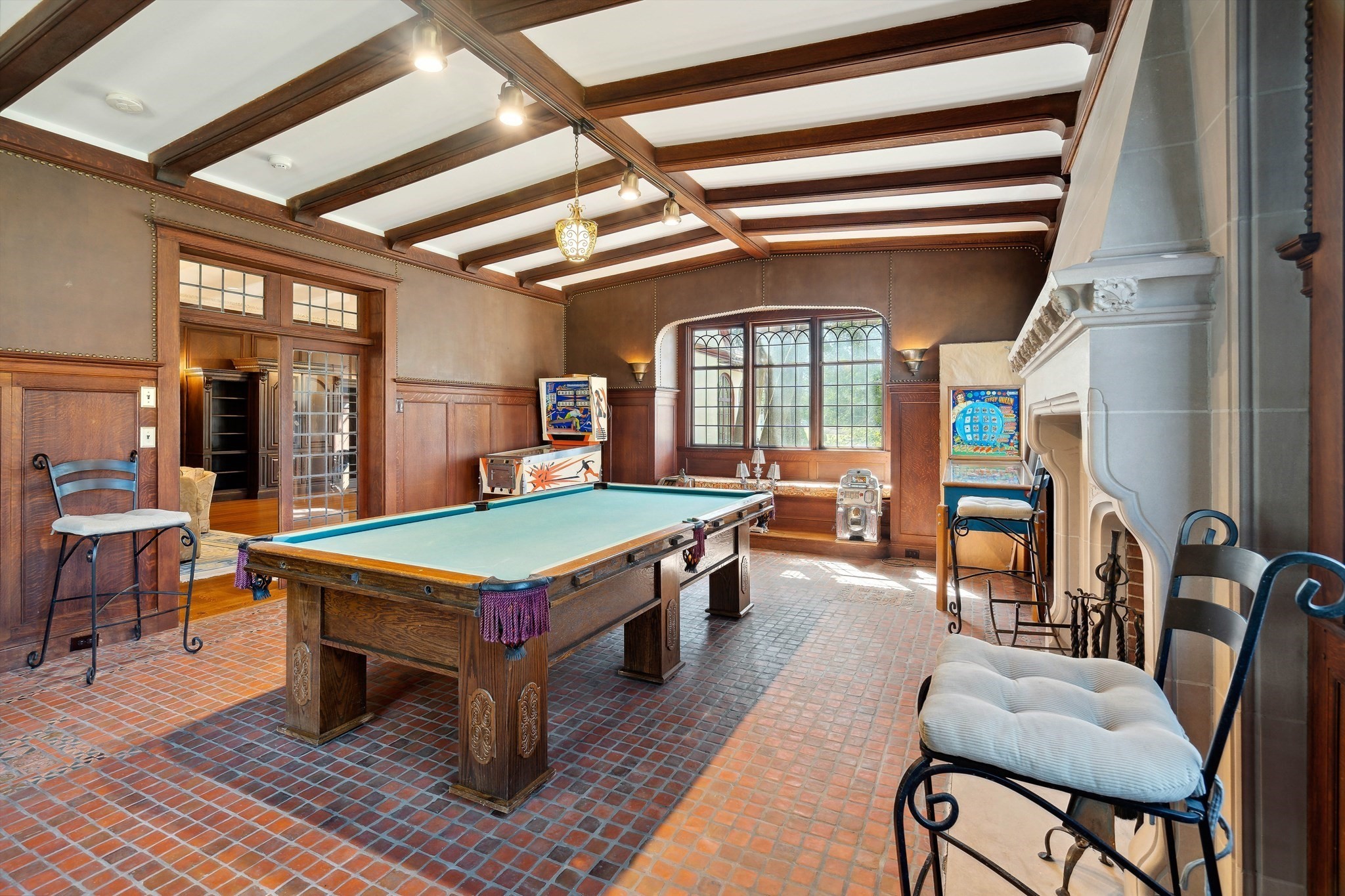 main property photo 9
