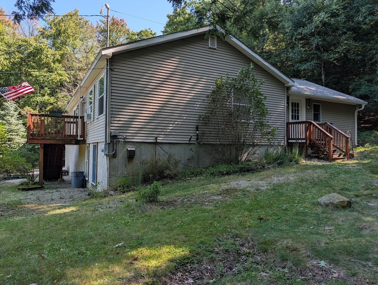 main property photo 37