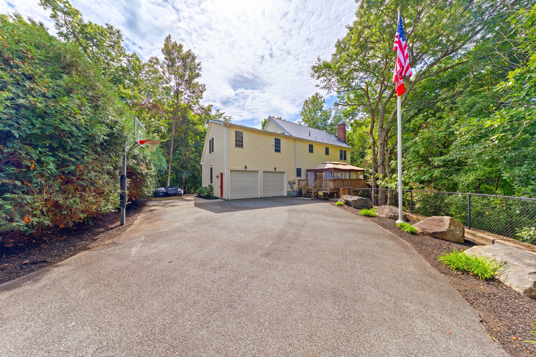 main property photo 36