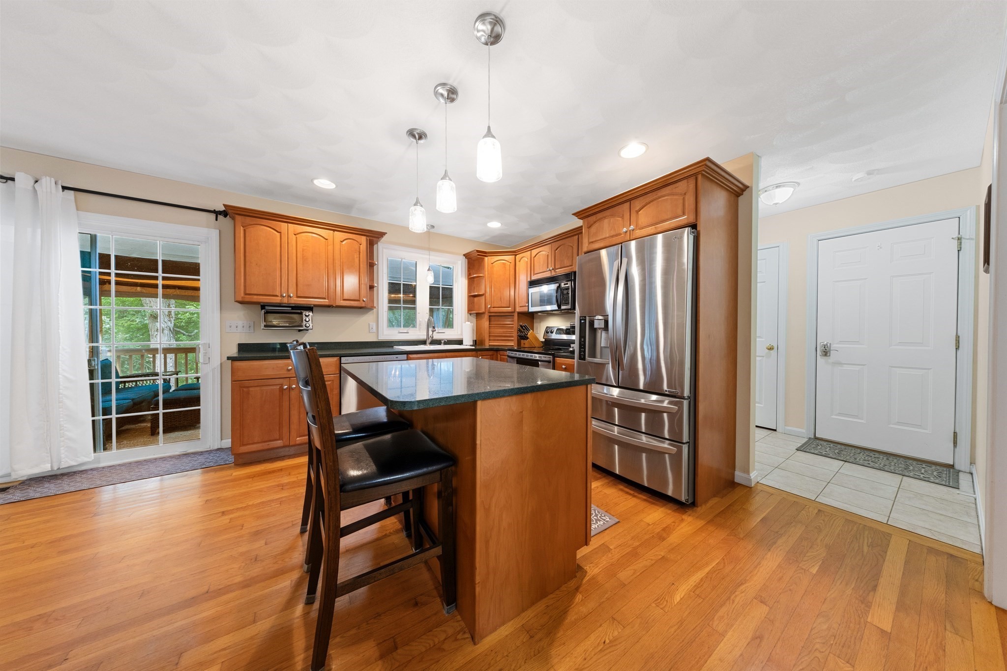 main property photo 8