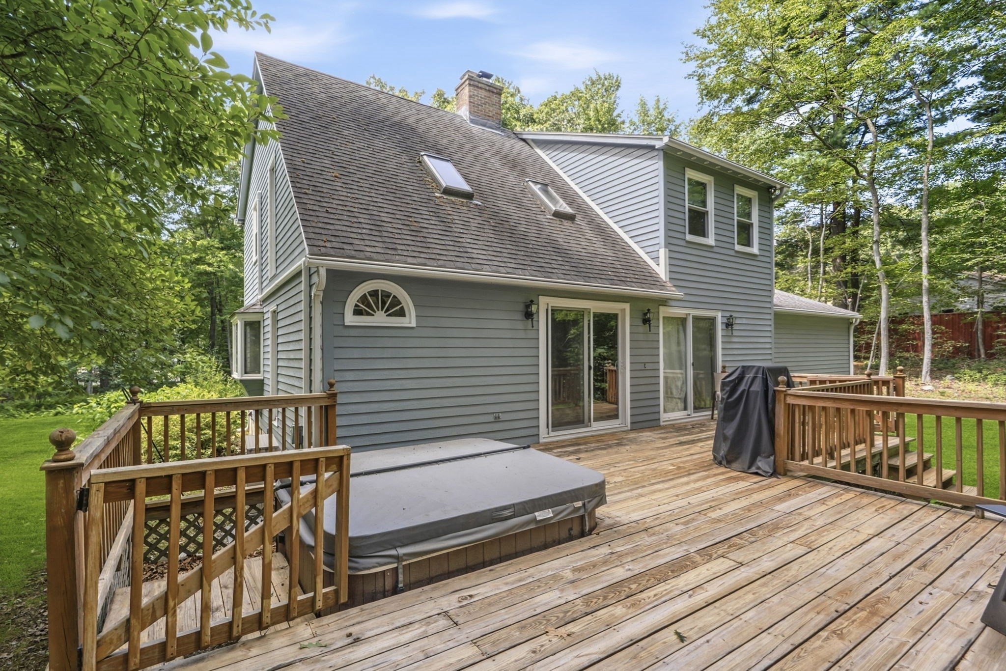 main property photo 29