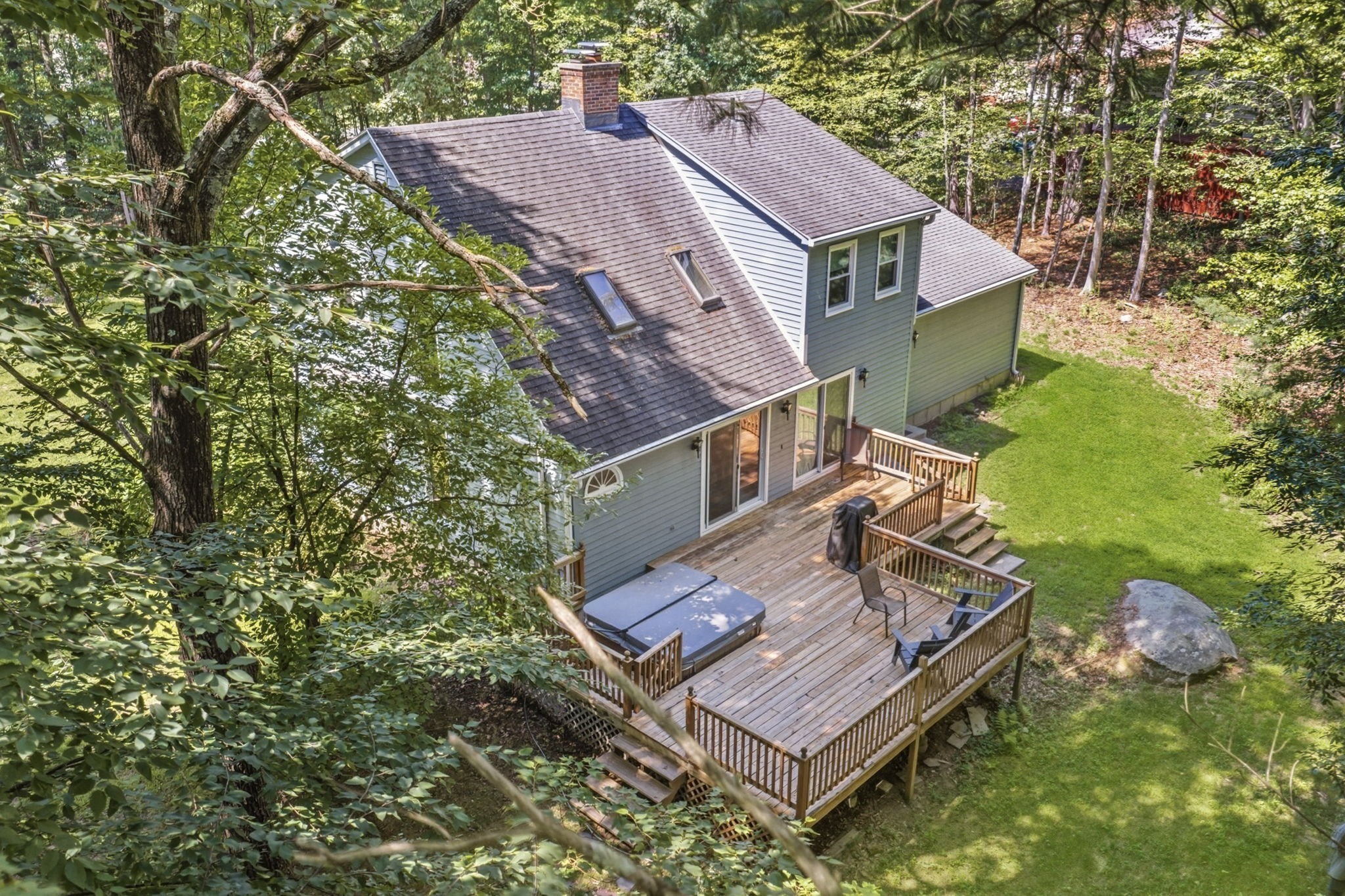 main property photo 33