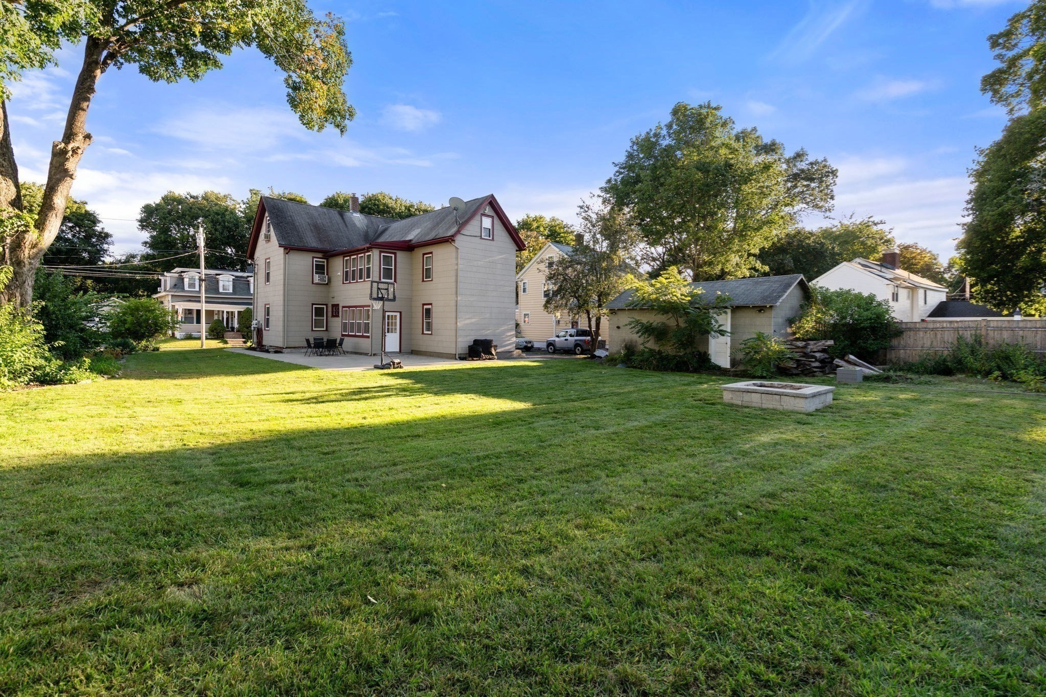 main property photo 17