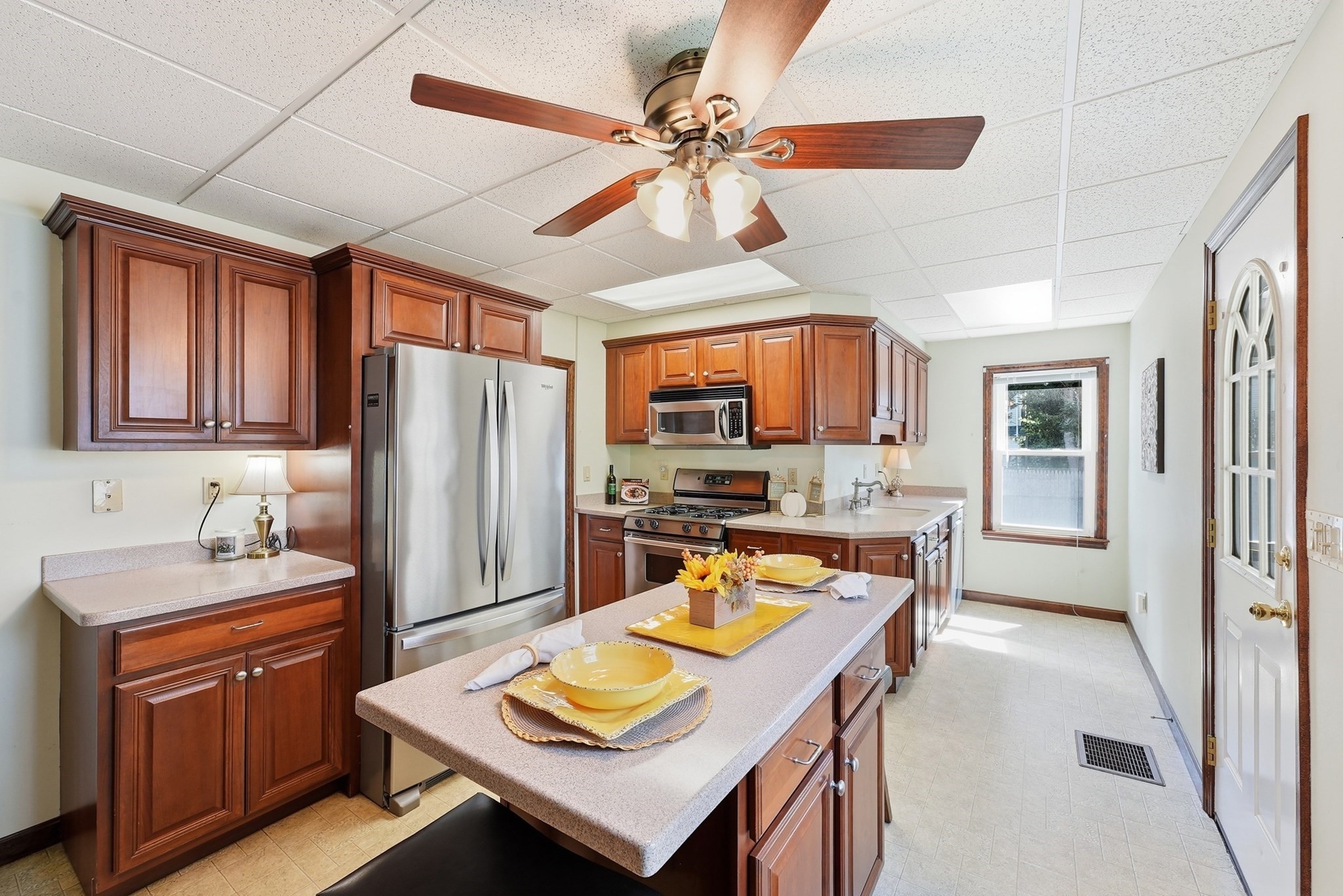 main property photo 12