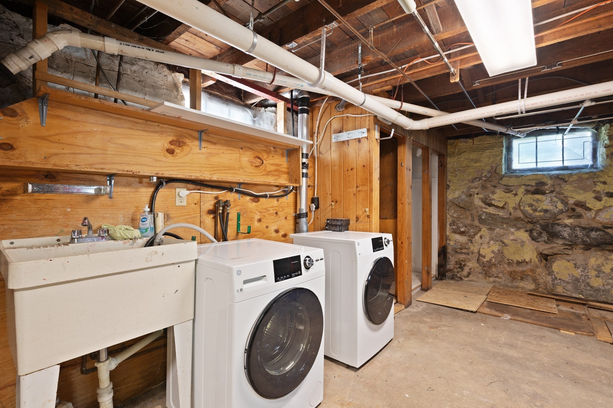 main property photo 37