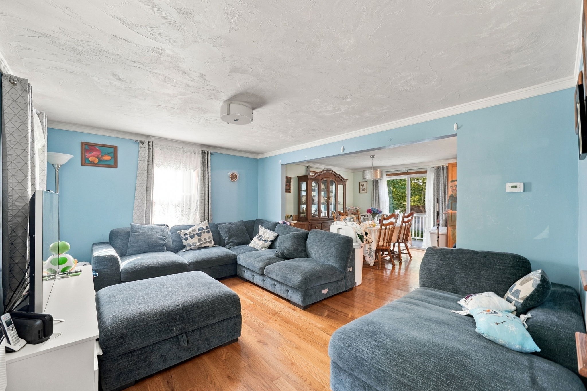 main property photo 12