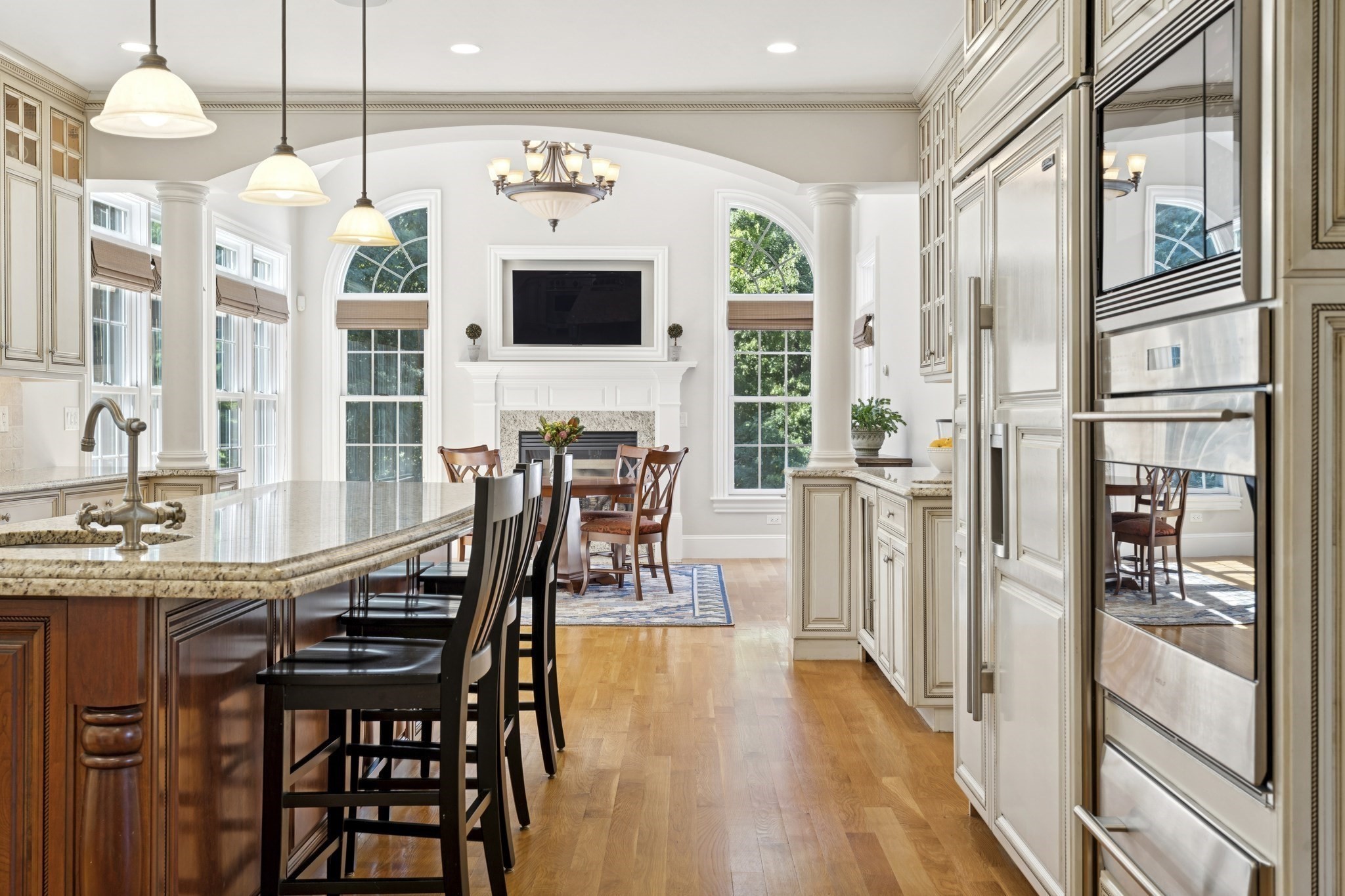 main property photo 11