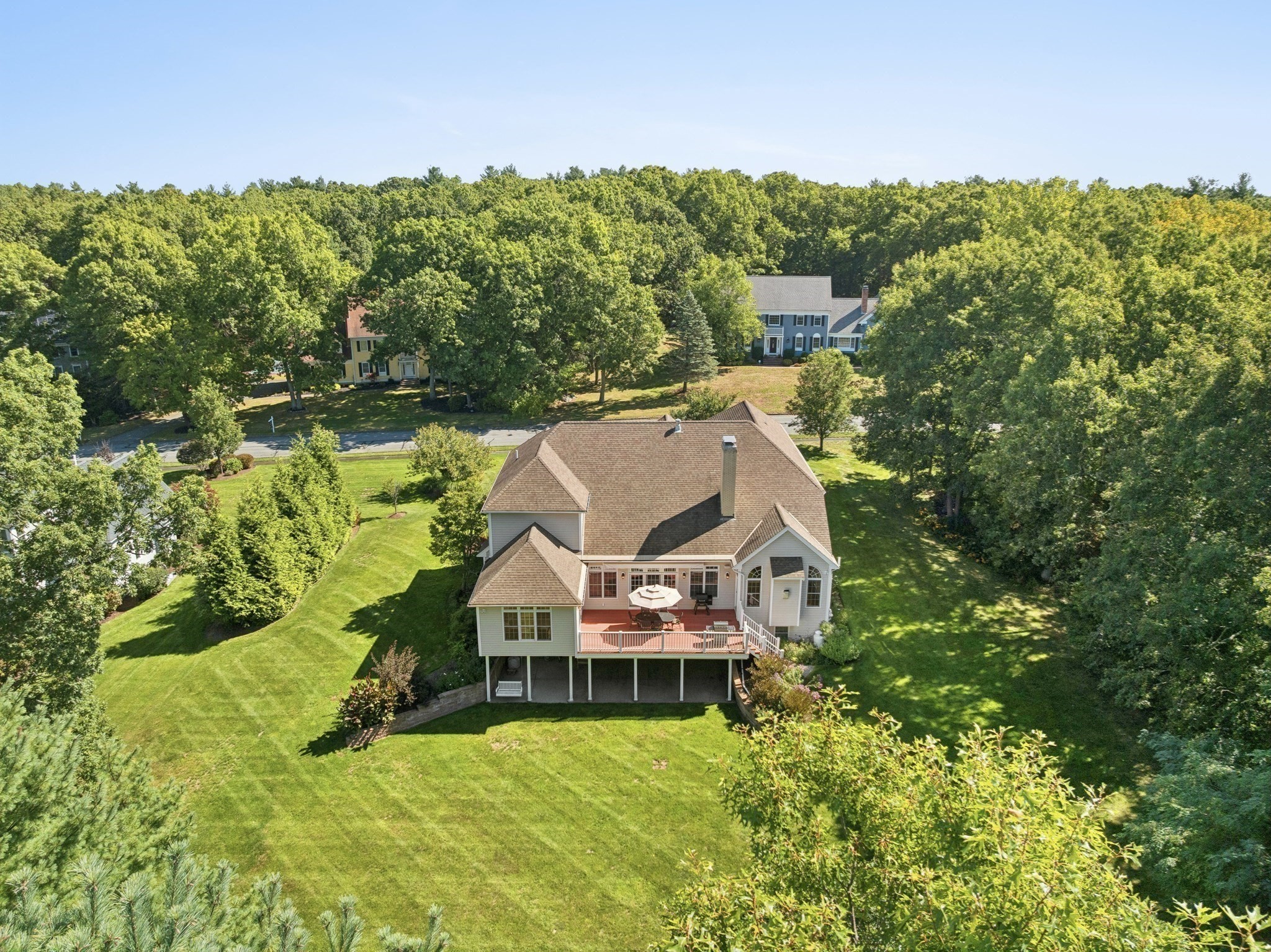 main property photo 34