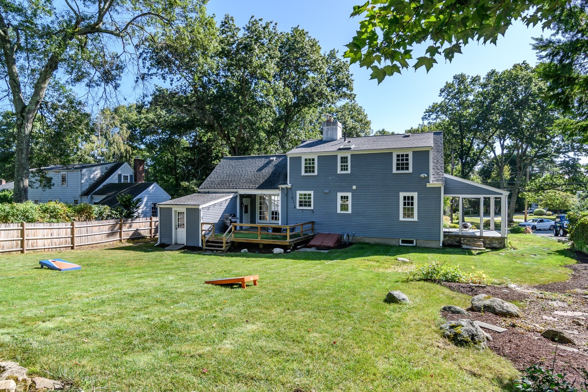main property photo 23