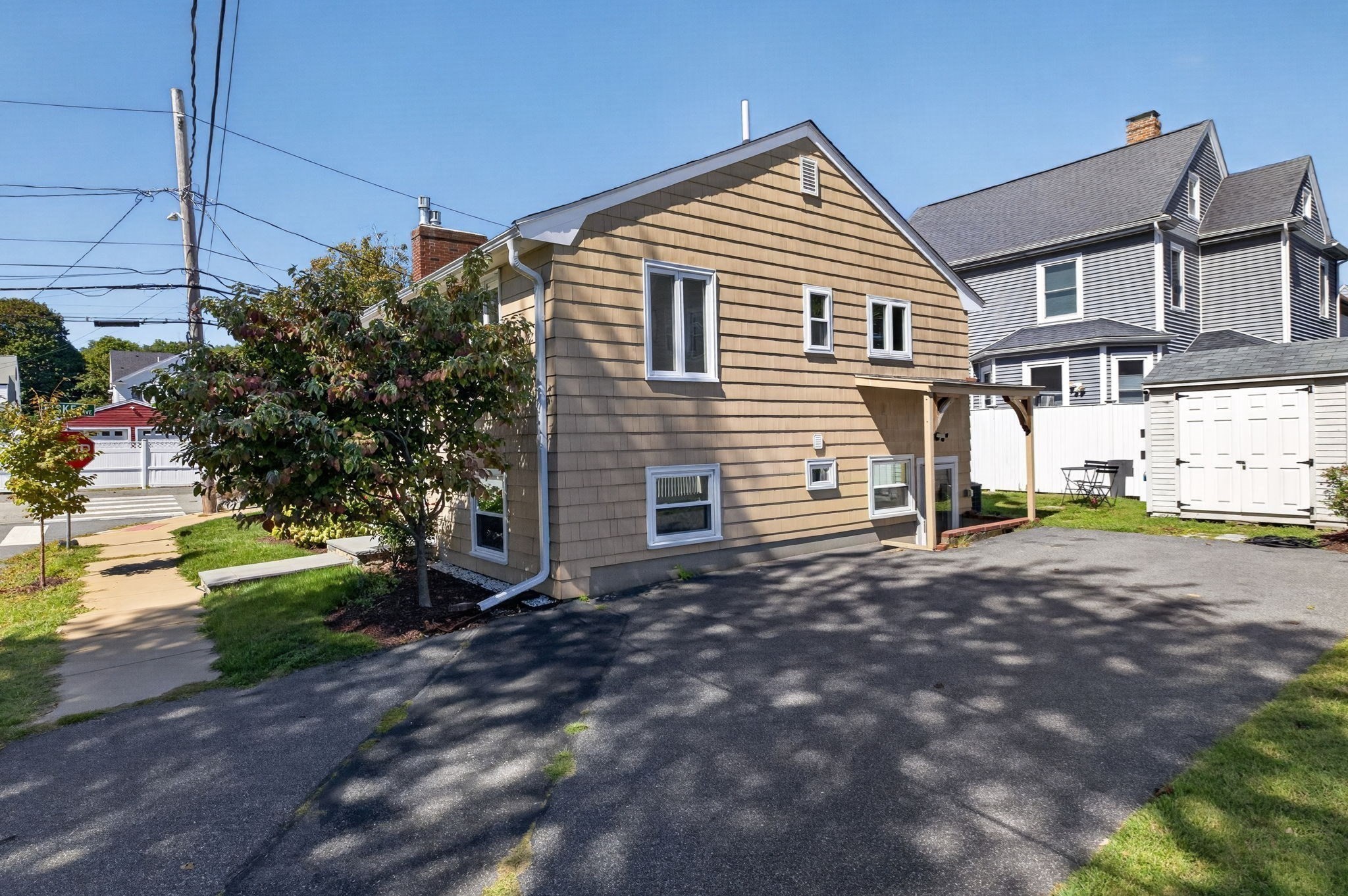 main property photo 21
