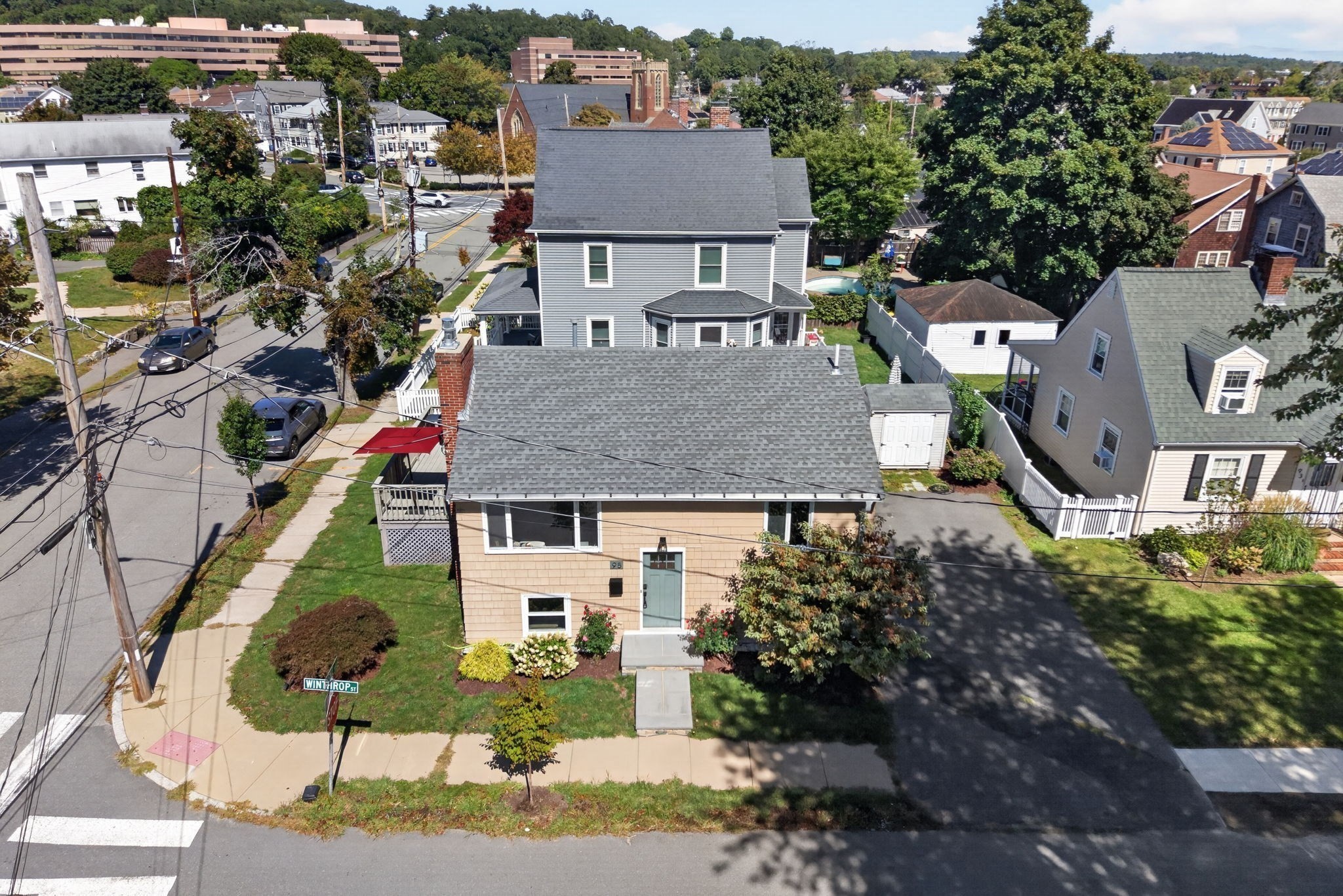 main property photo 23