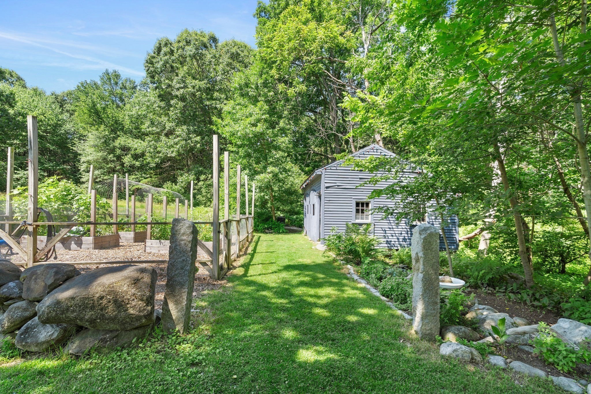 main property photo 38