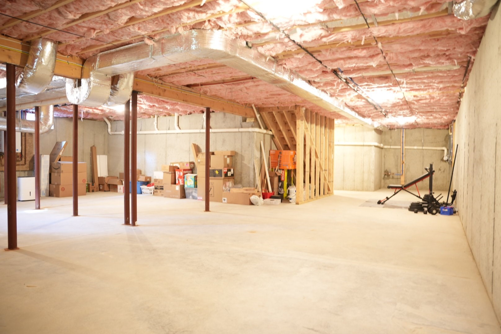 main property photo 40