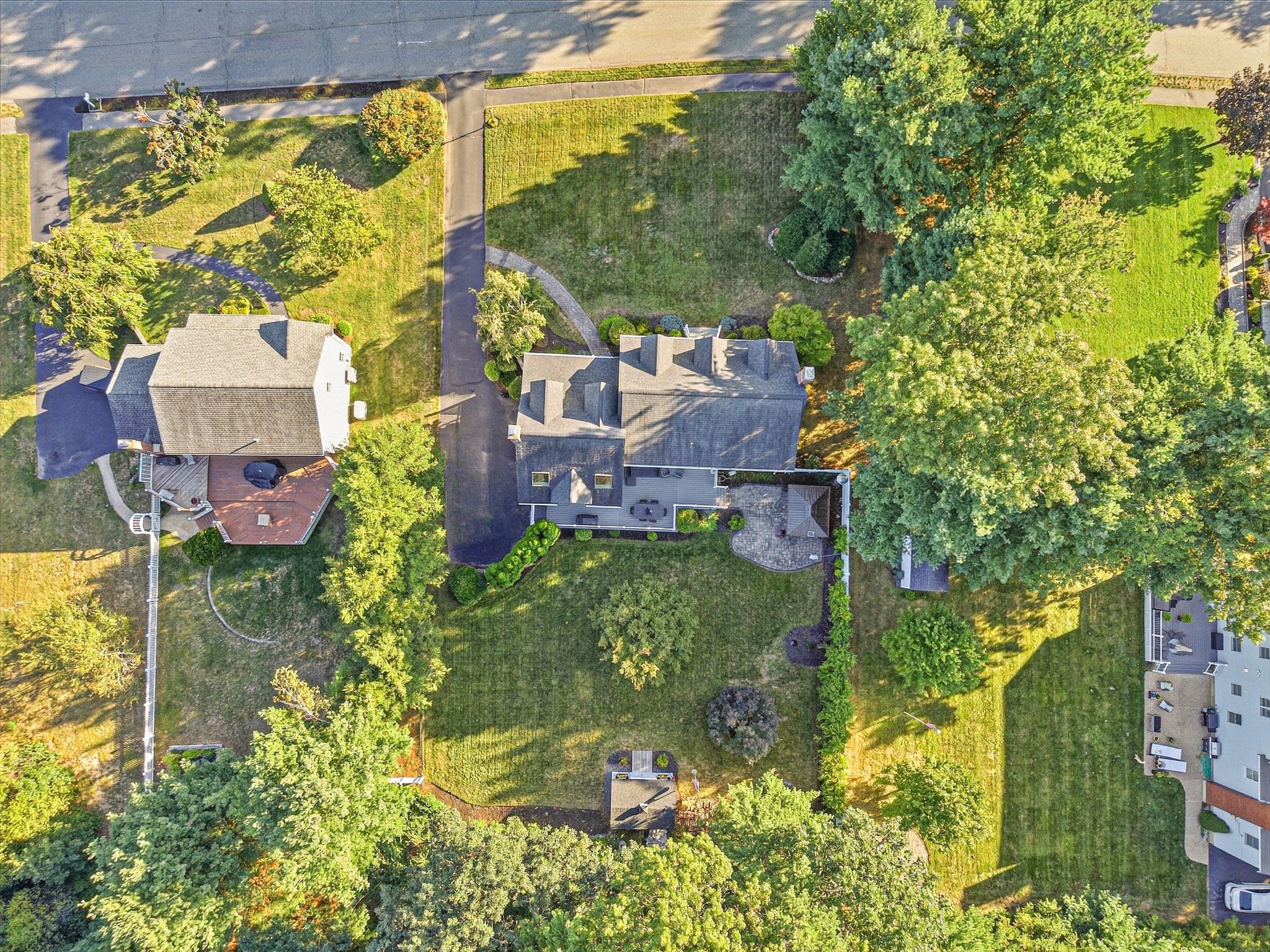 main property photo 3