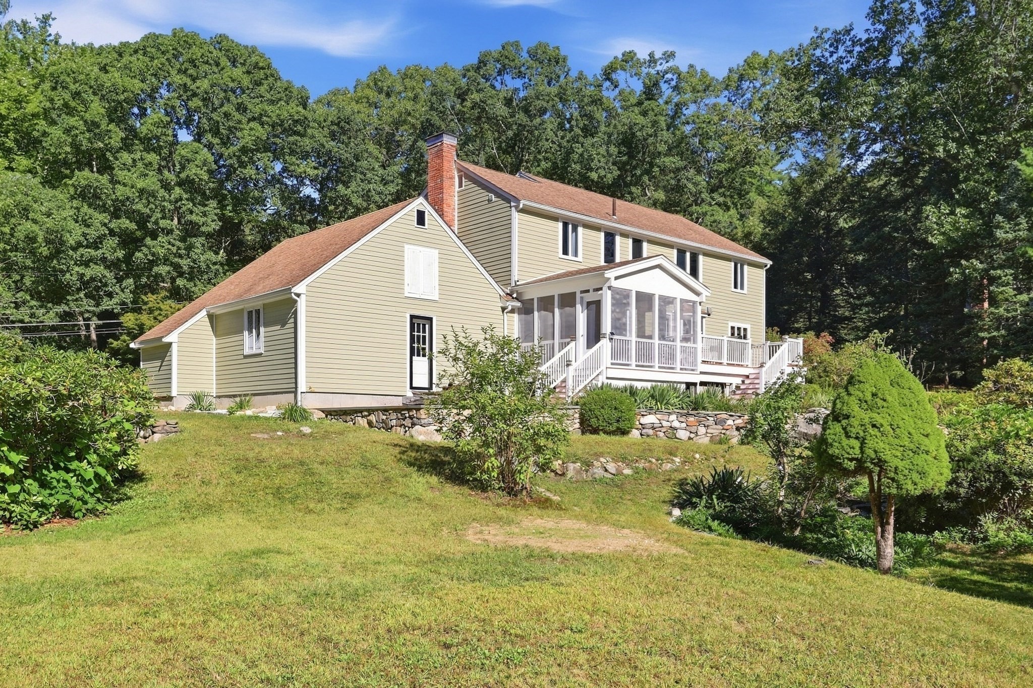 main property photo 34