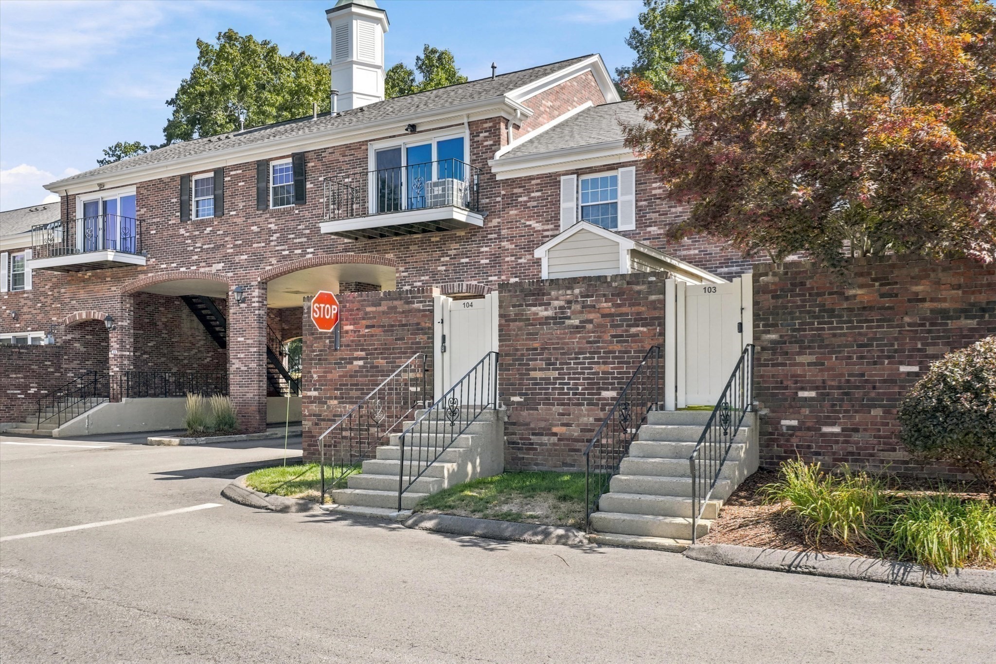 main property photo 31