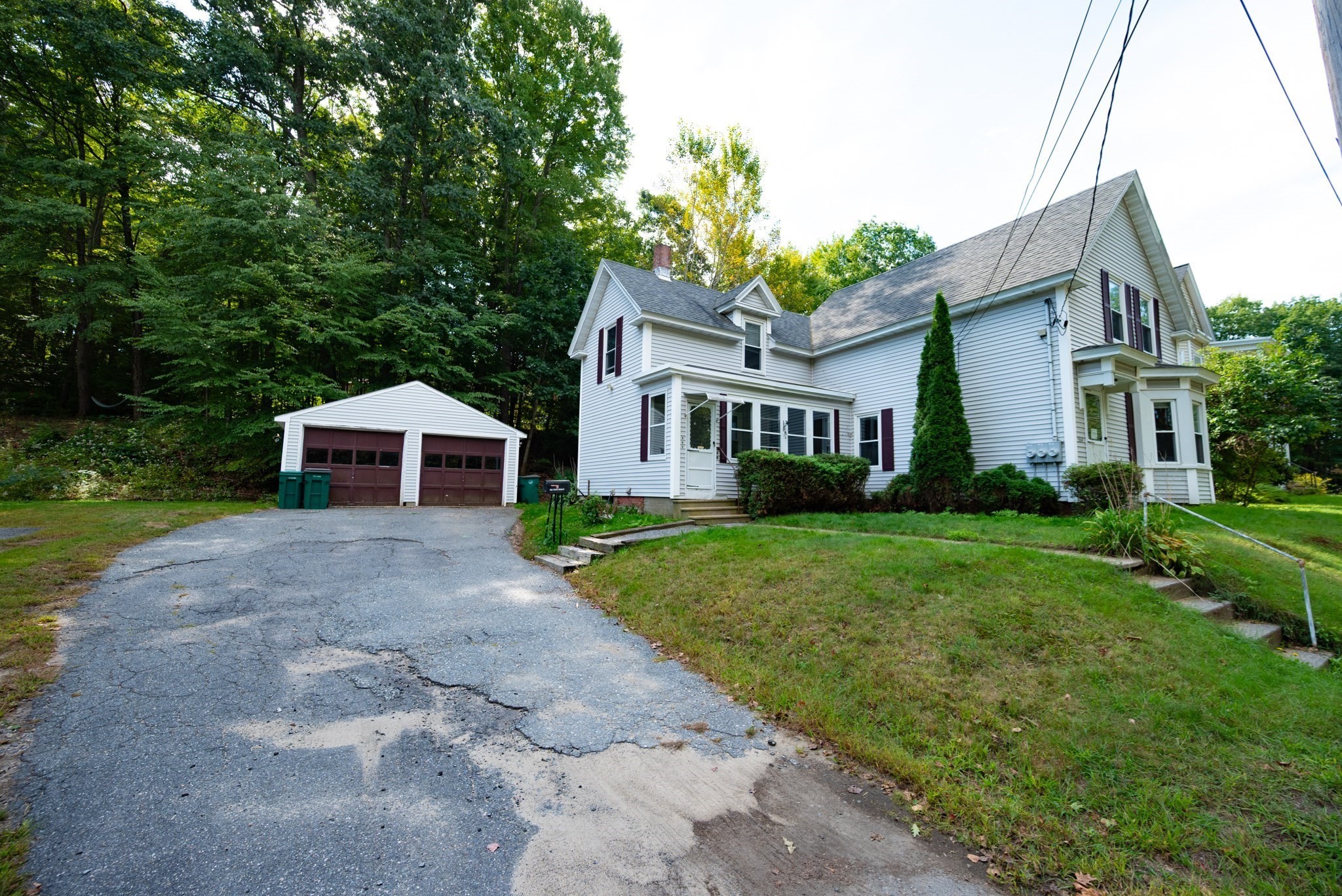 main property photo 32