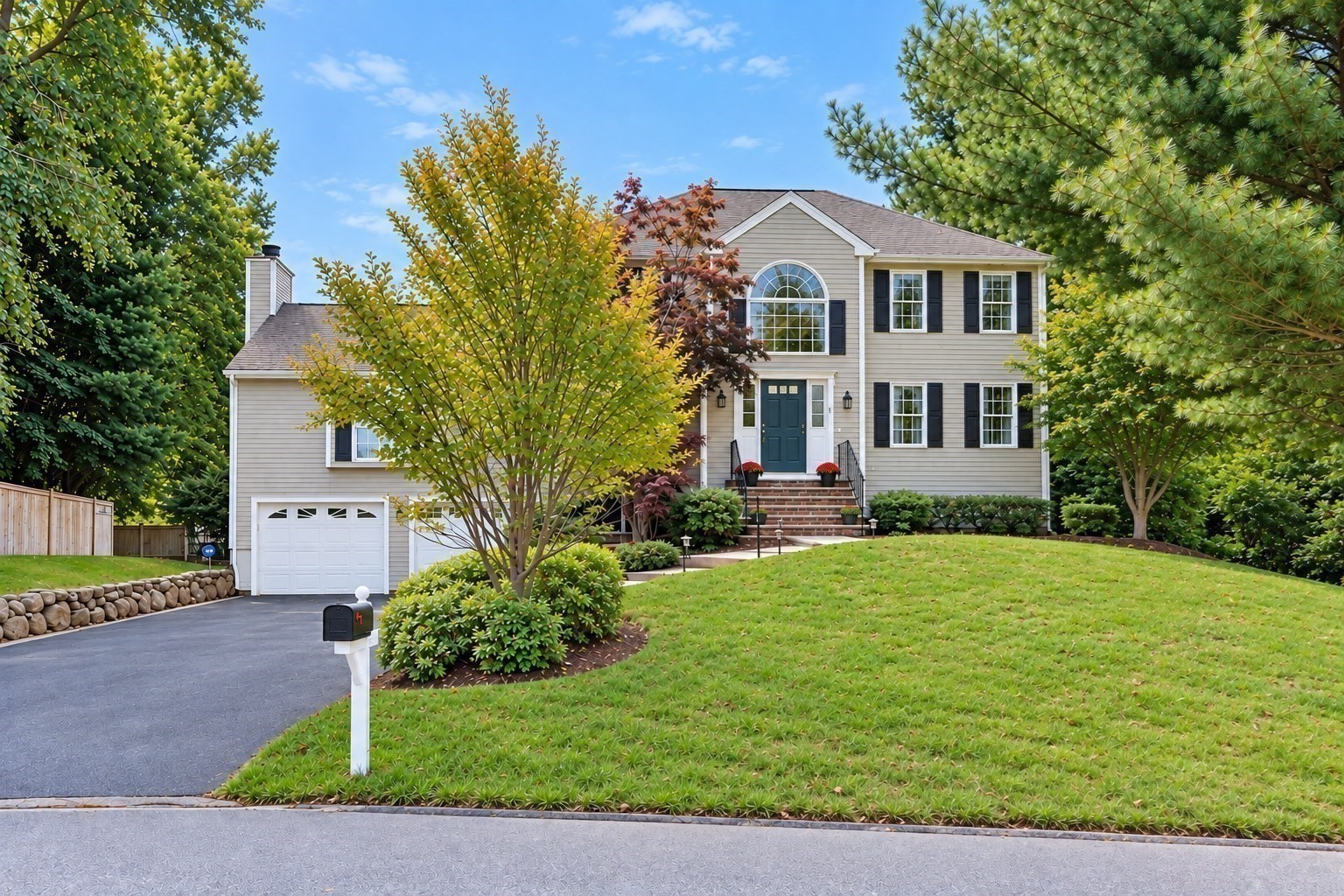main property photo 32