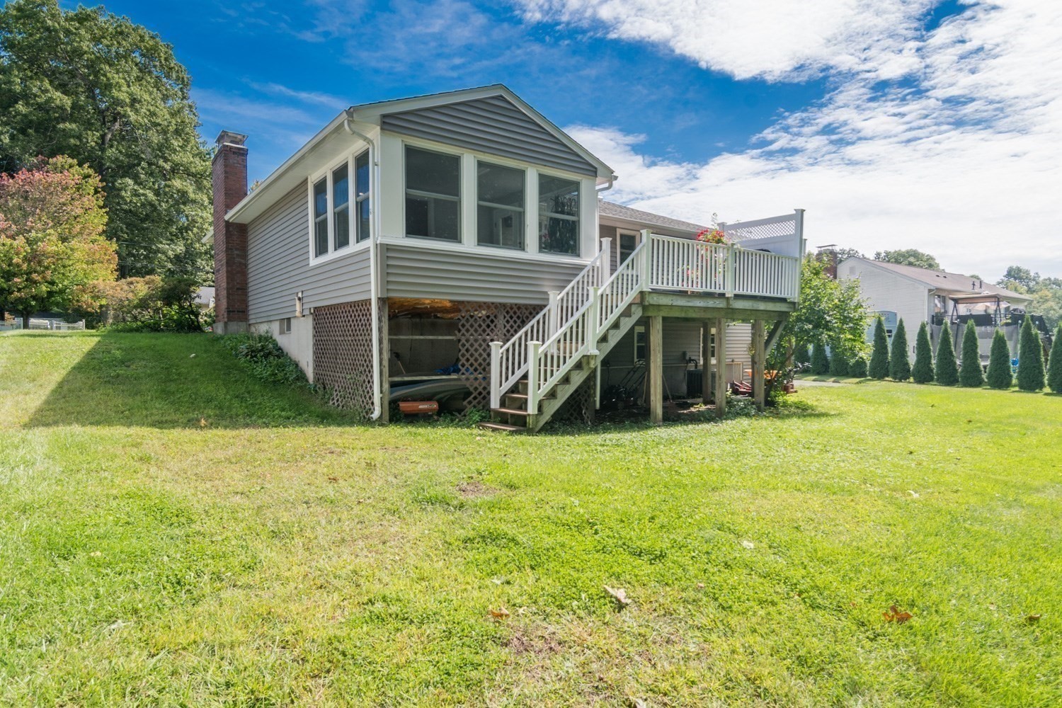 main property photo 32