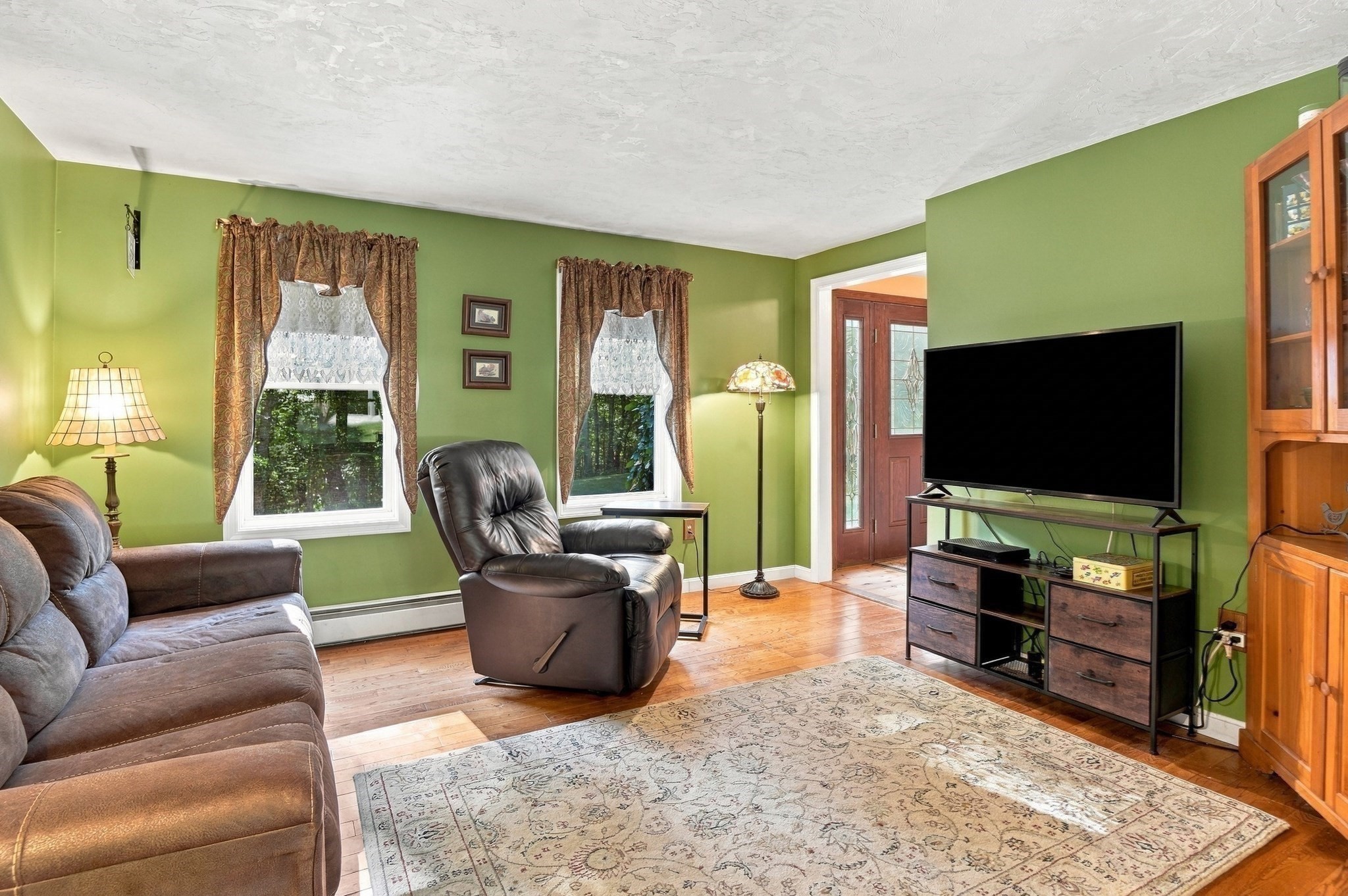 main property photo 10