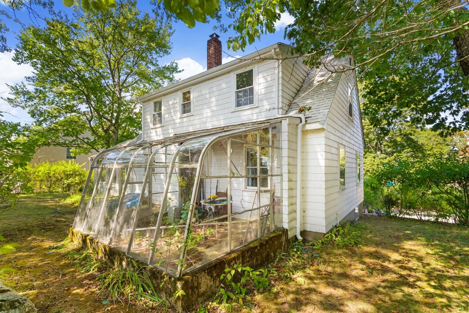 main property photo 6