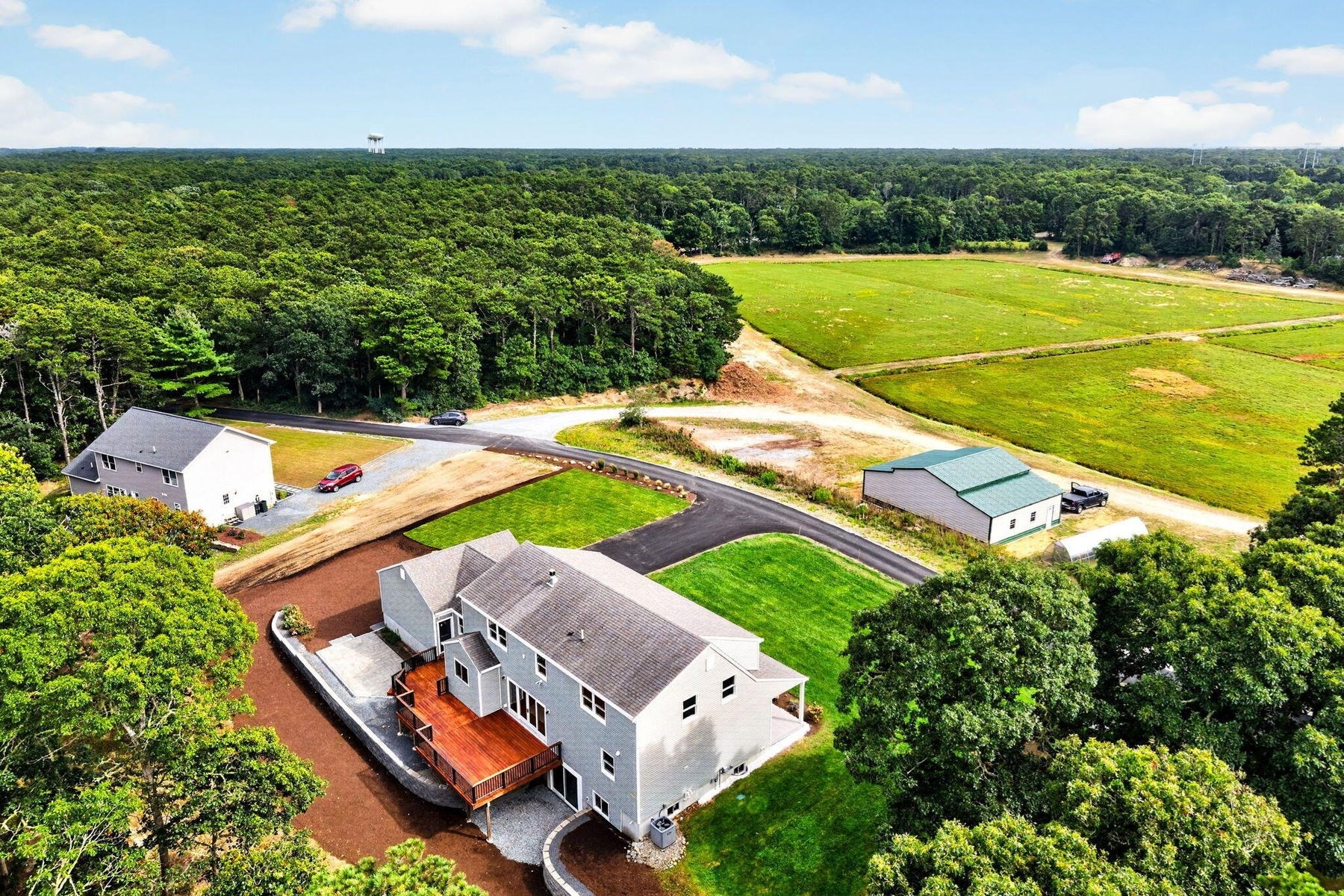 main property photo 39