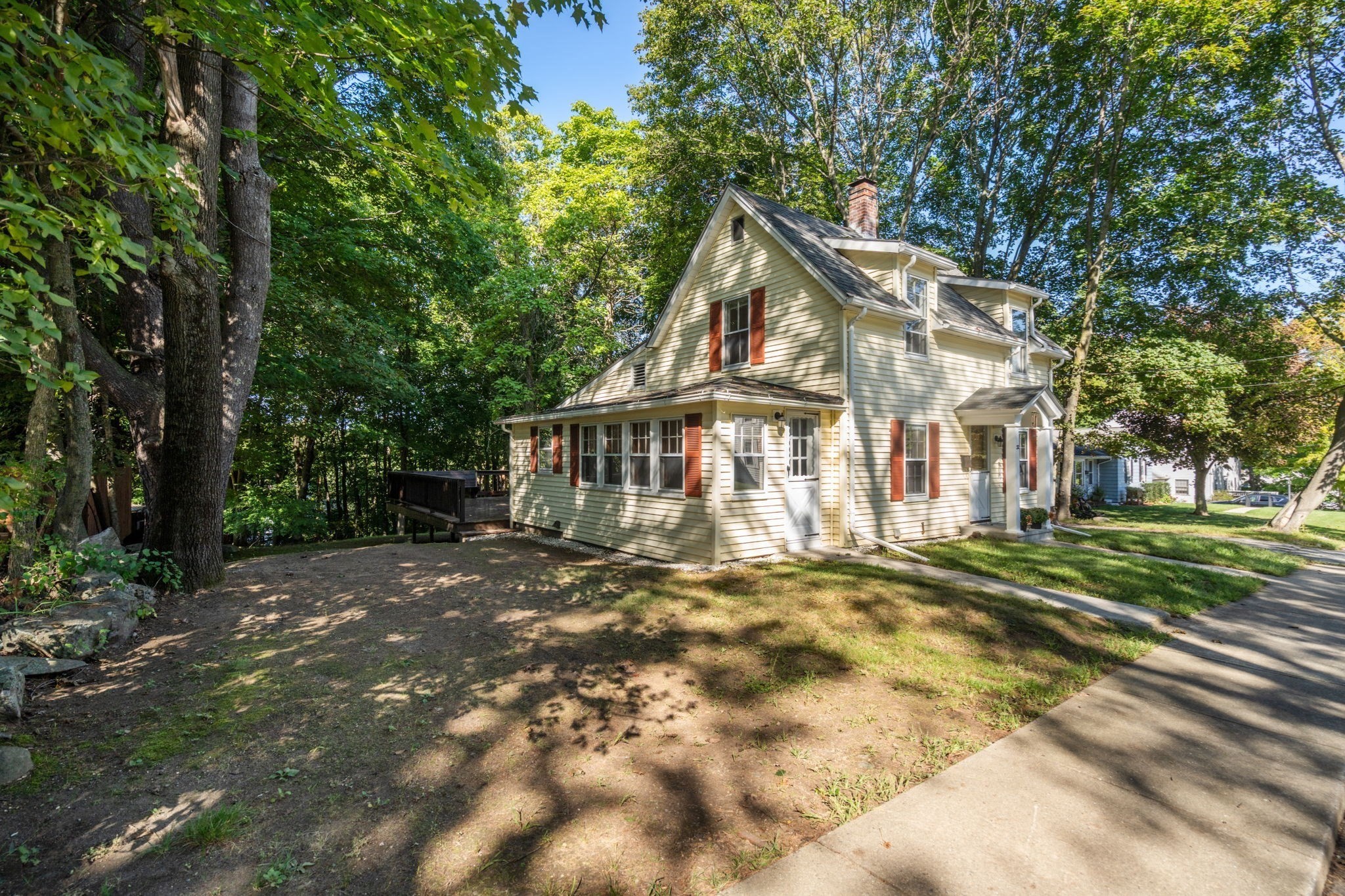 main property photo 32