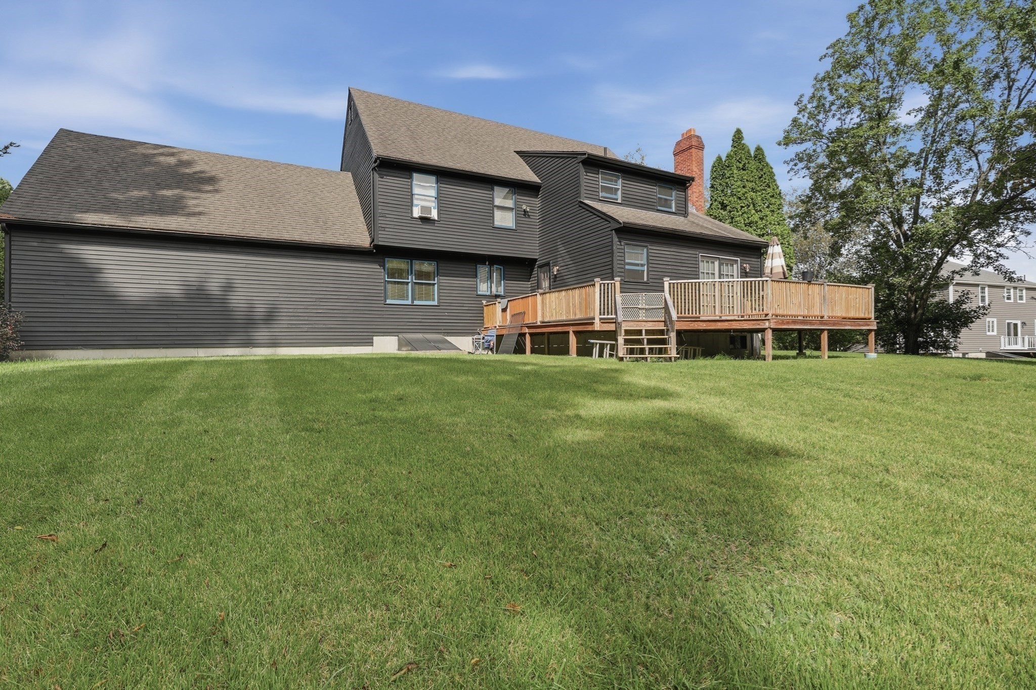 main property photo 32